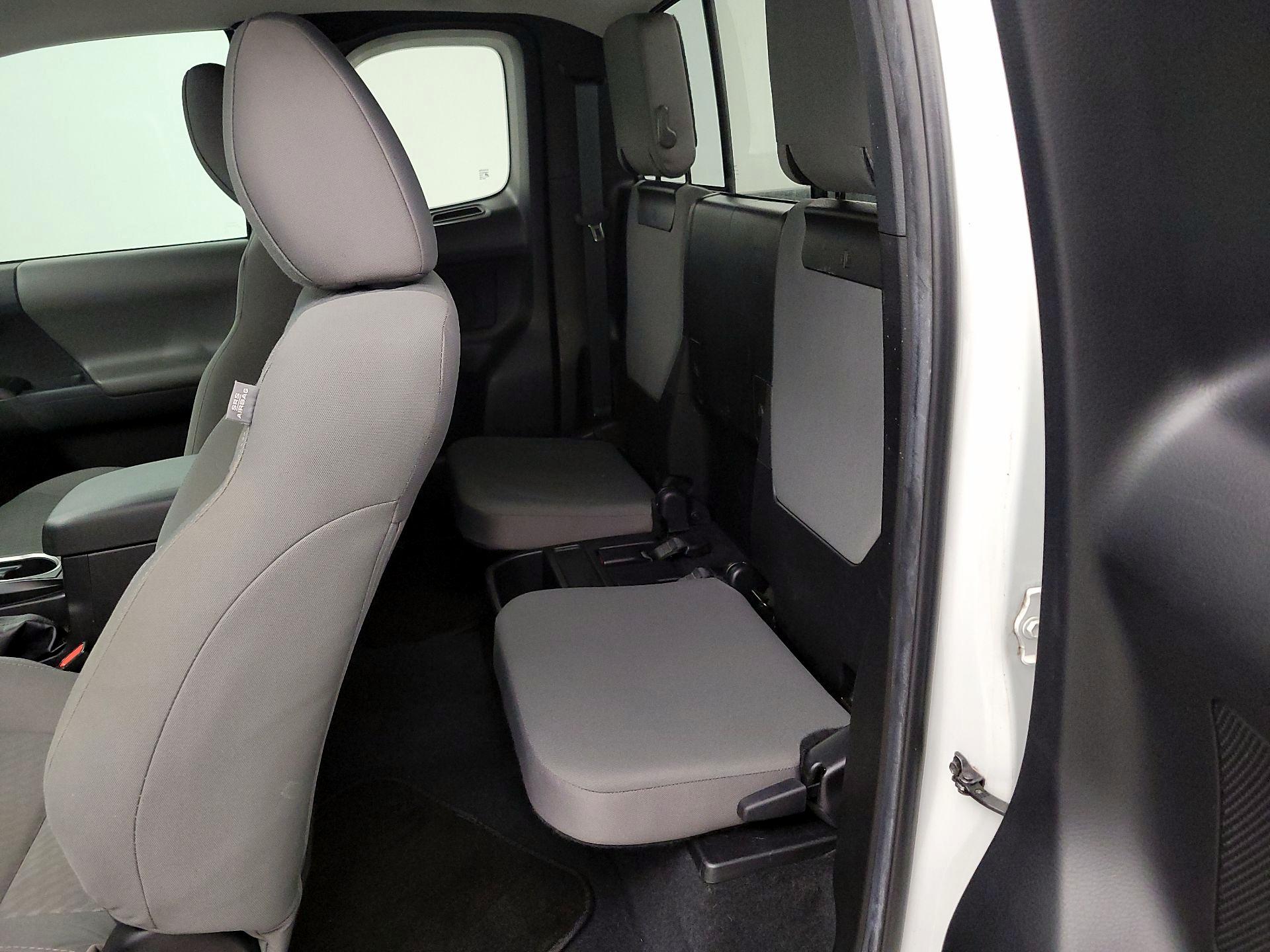 Thumbnail: 2023 Toyota Tacoma - 19