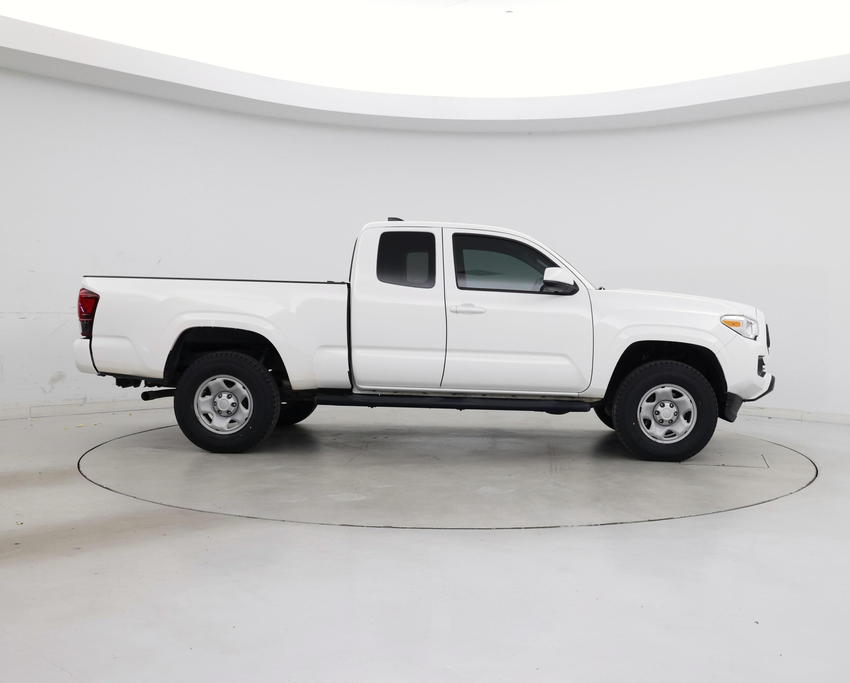 Thumbnail: 2023 Toyota Tacoma - 7