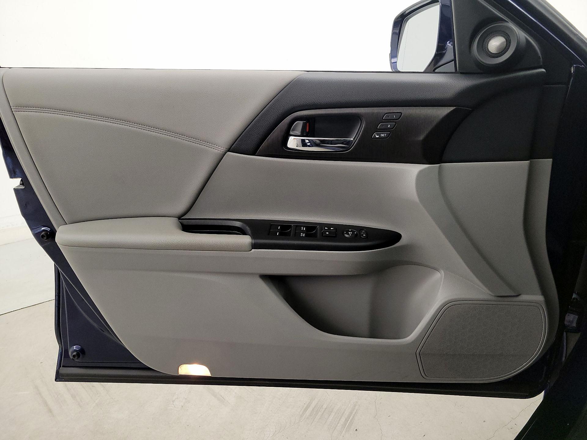 Thumbnail: 2014 Honda Accord - 12