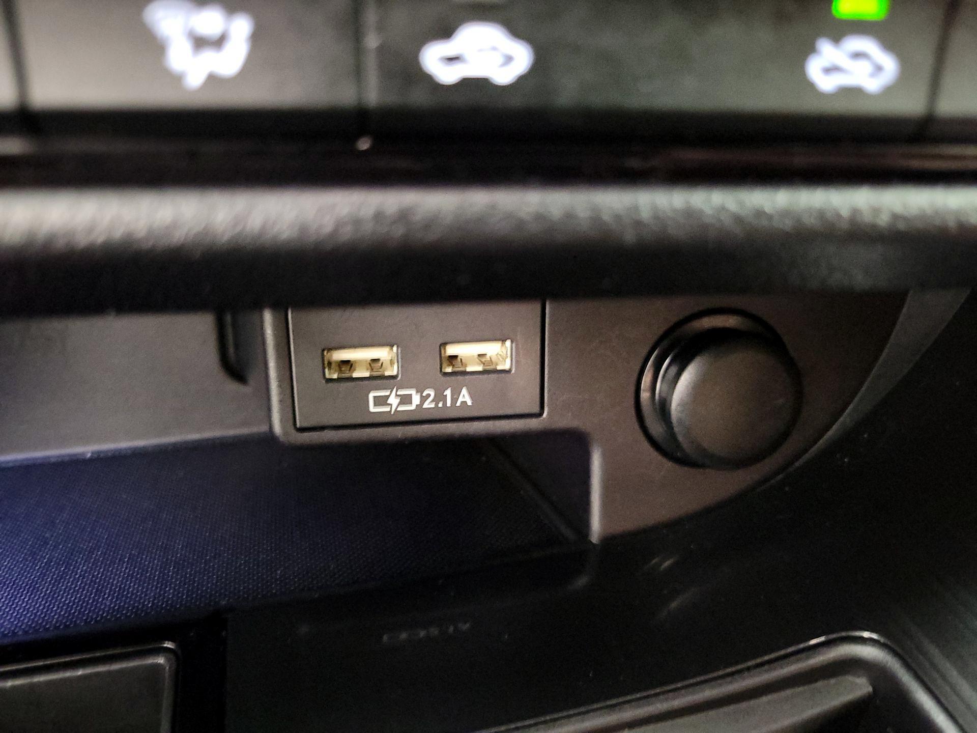 Thumbnail: 2022 Lexus RX - 18