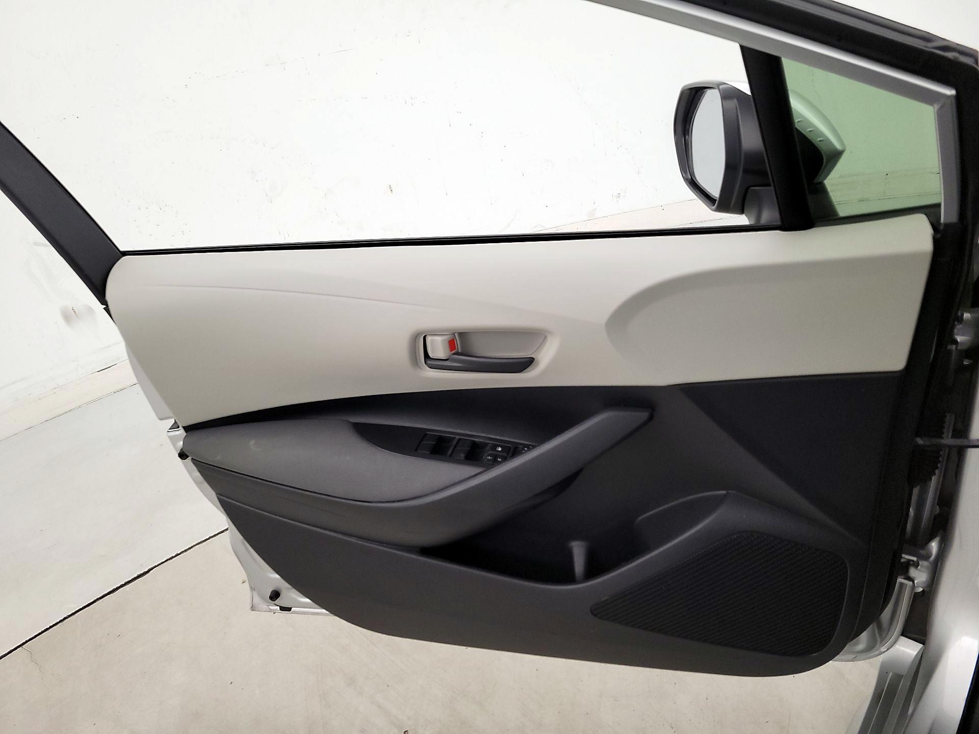 Thumbnail: 2022 Toyota Corolla - 12