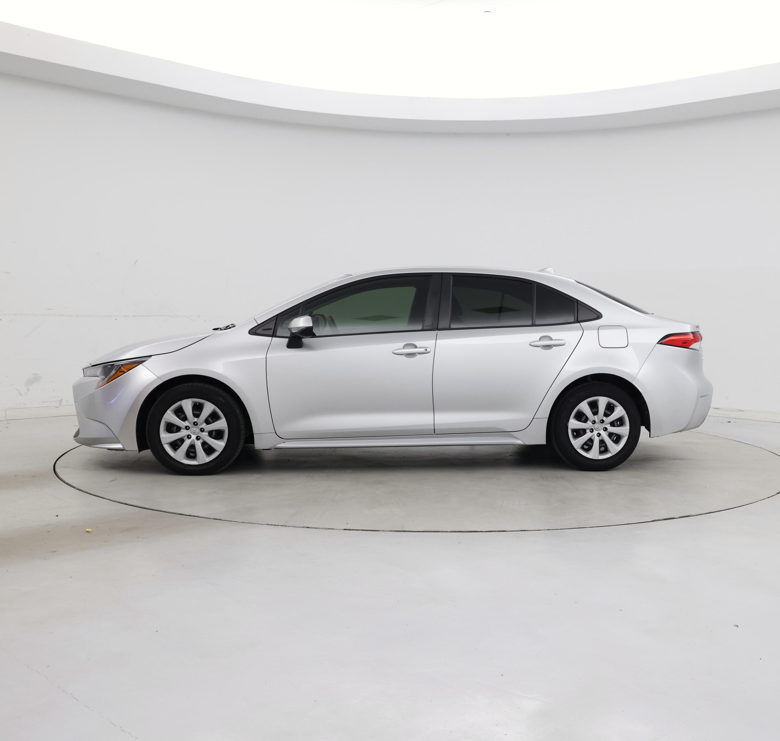 Thumbnail: 2022 Toyota Corolla - 3