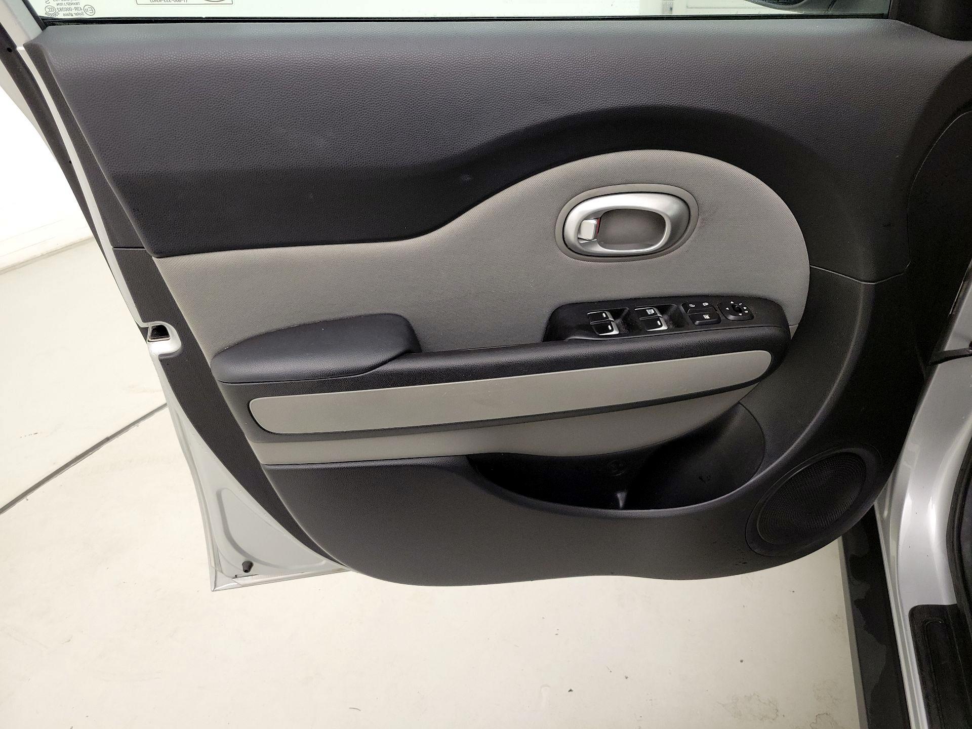 Thumbnail: 2017 Kia Soul - 12