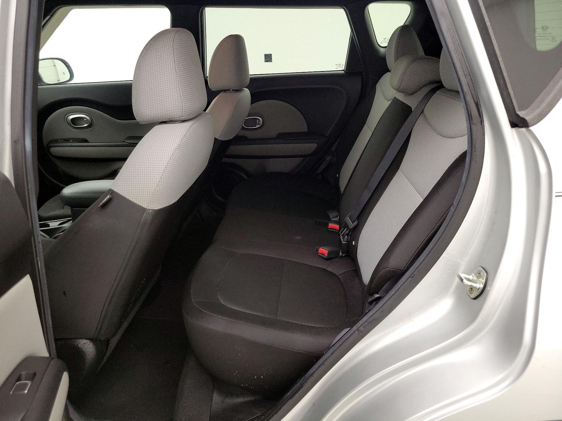 Thumbnail: 2017 Kia Soul - 18