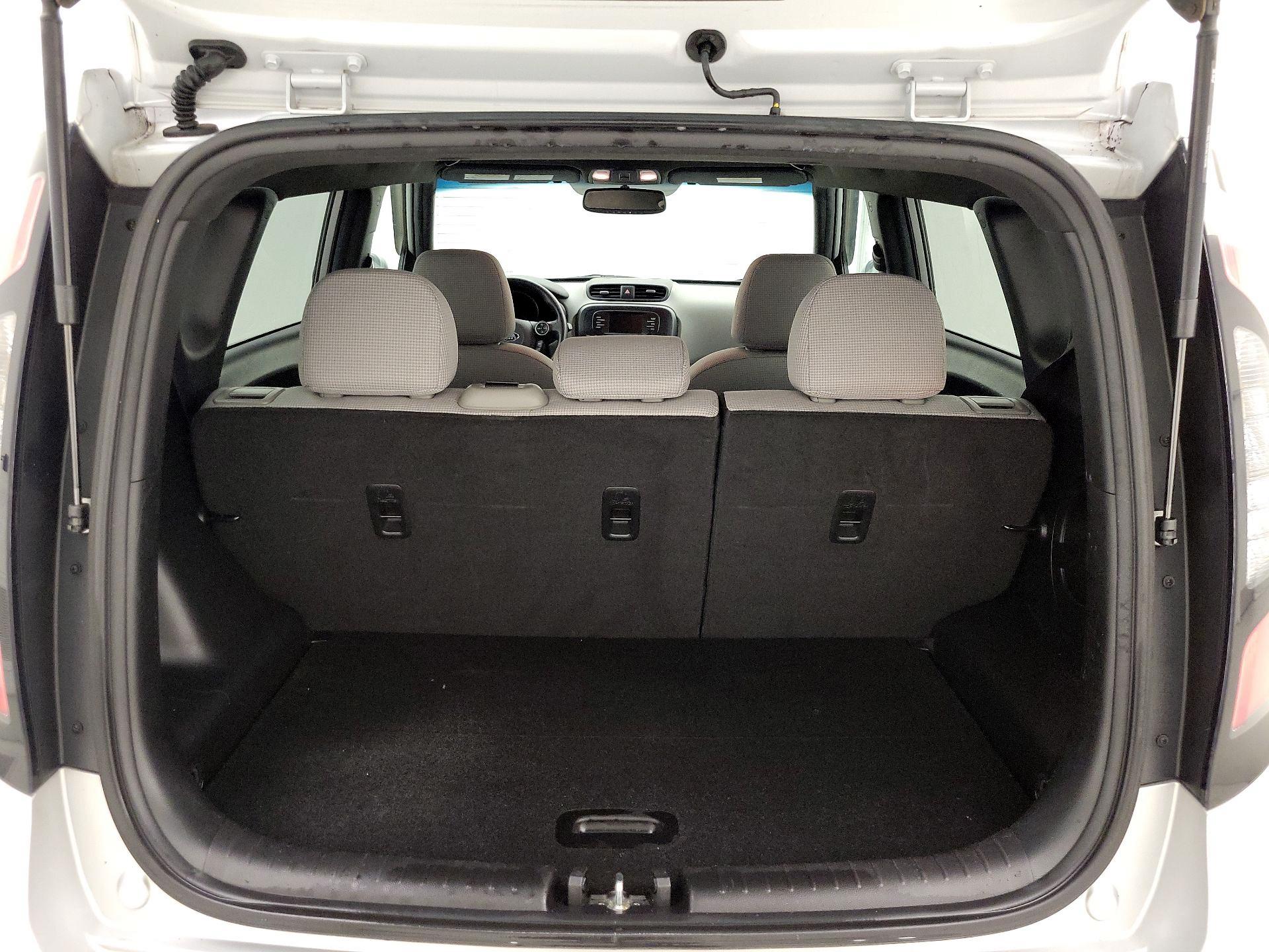 Thumbnail: 2017 Kia Soul - 19