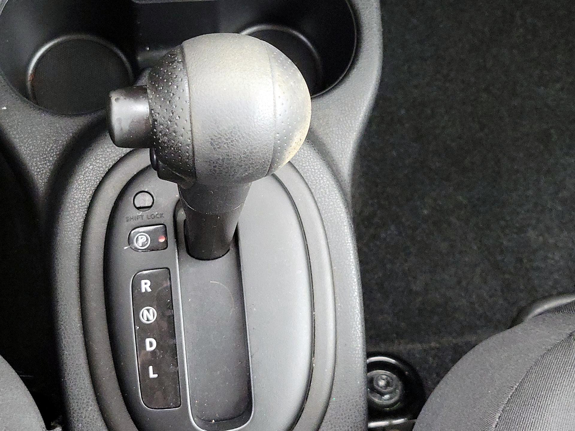 Thumbnail: 2017 Nissan Versa - 16