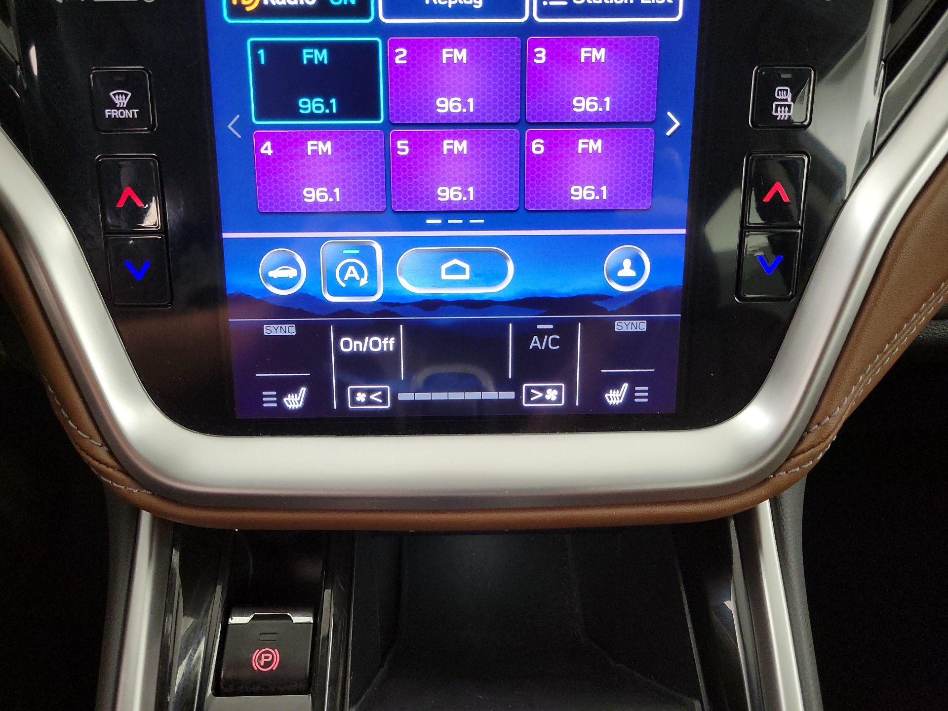 Thumbnail: 2022 Subaru Outback - 16