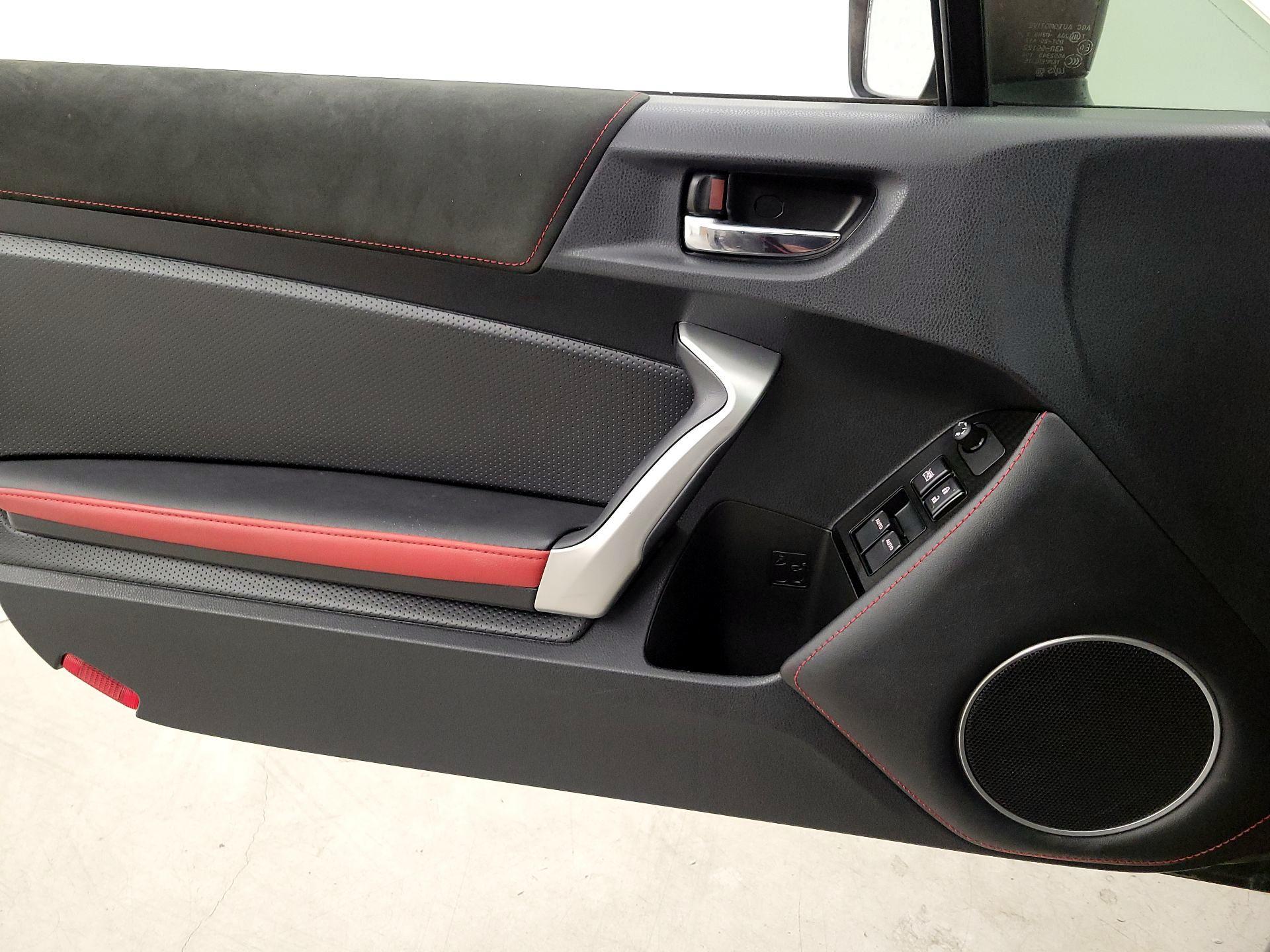 Thumbnail: 2019 Toyota 86 - 12