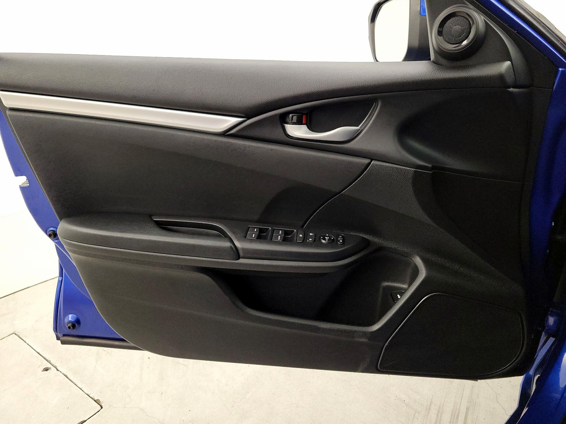 Thumbnail: 2020 Honda Civic - 12