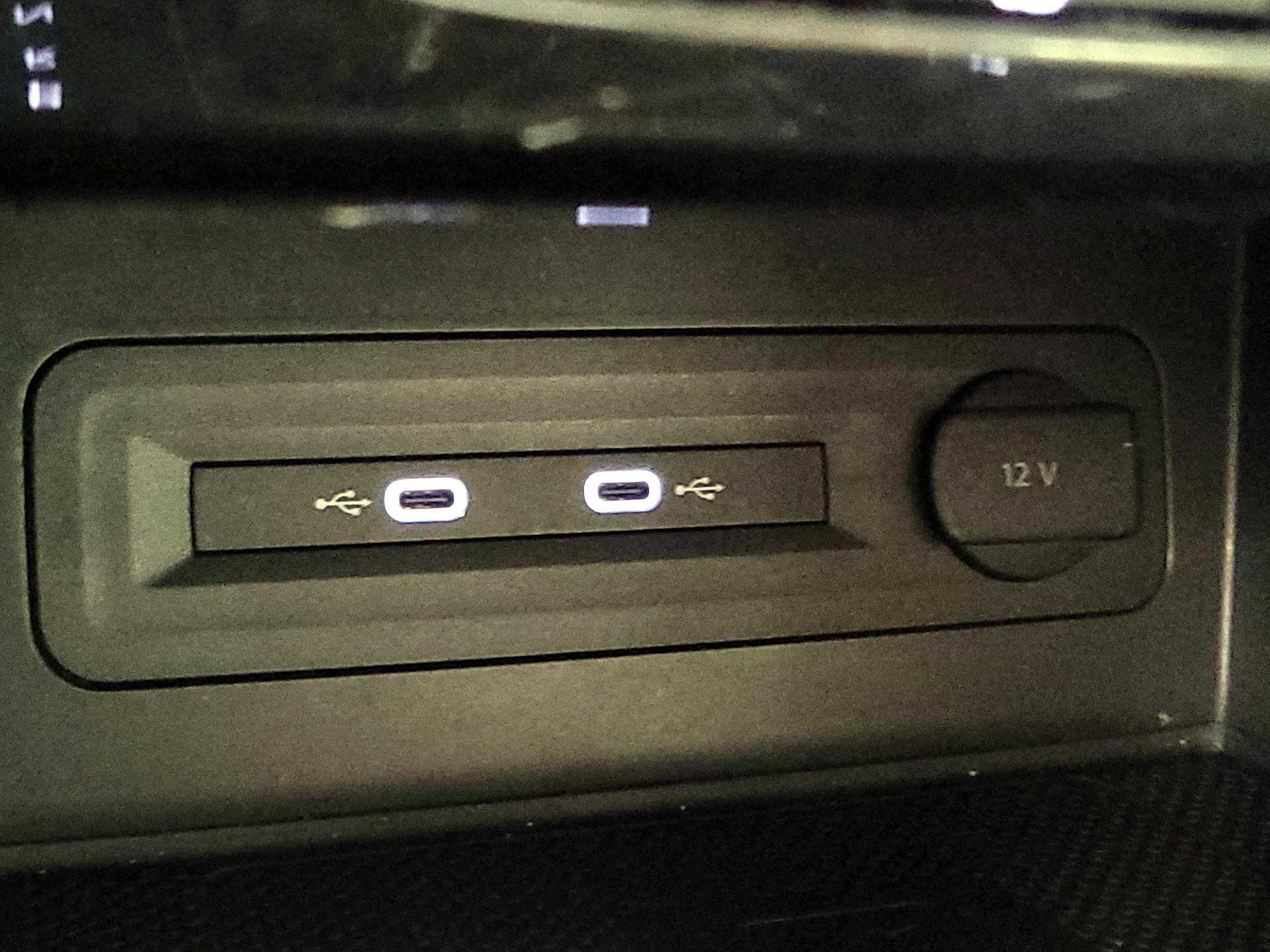 Thumbnail: 2021 Volkswagen Atlas - 19