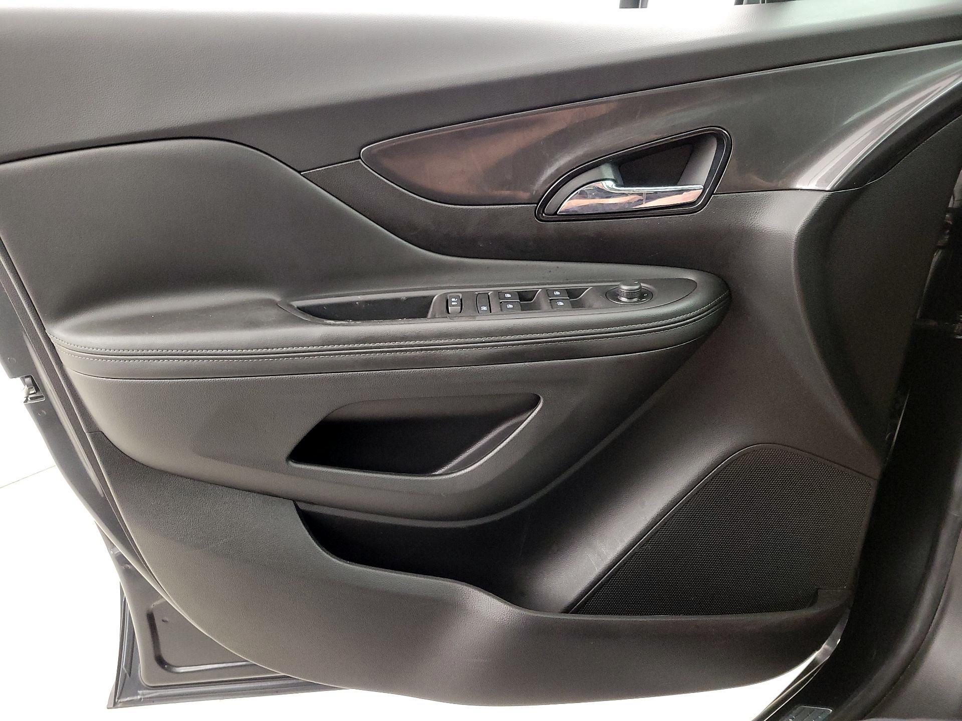 Thumbnail: 2018 Buick Encore - 12