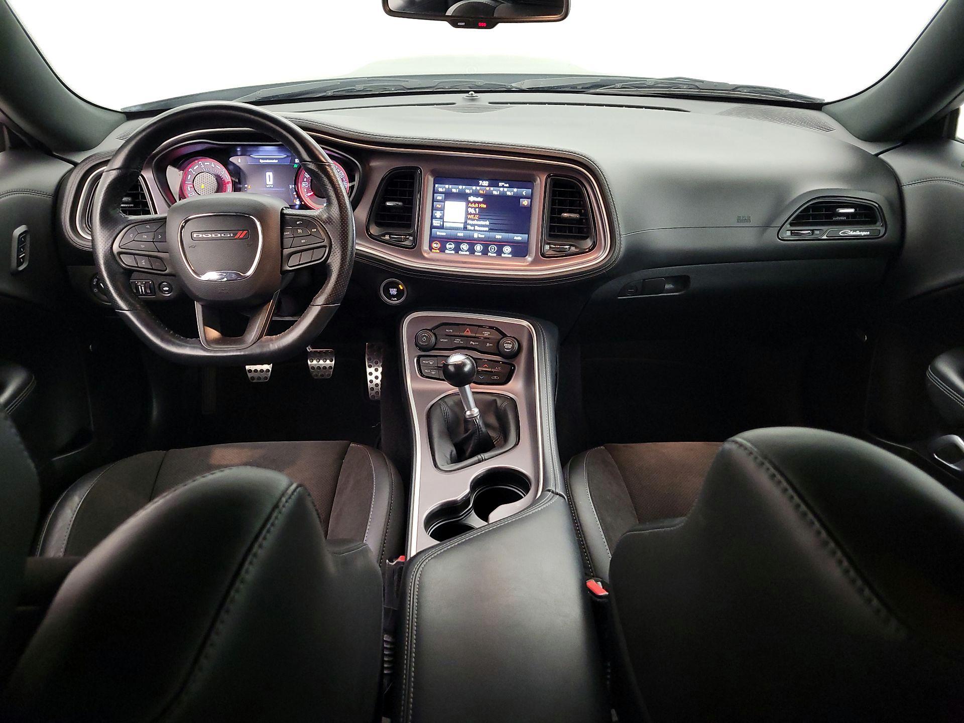 Thumbnail: 2022 Dodge Challenger - 9