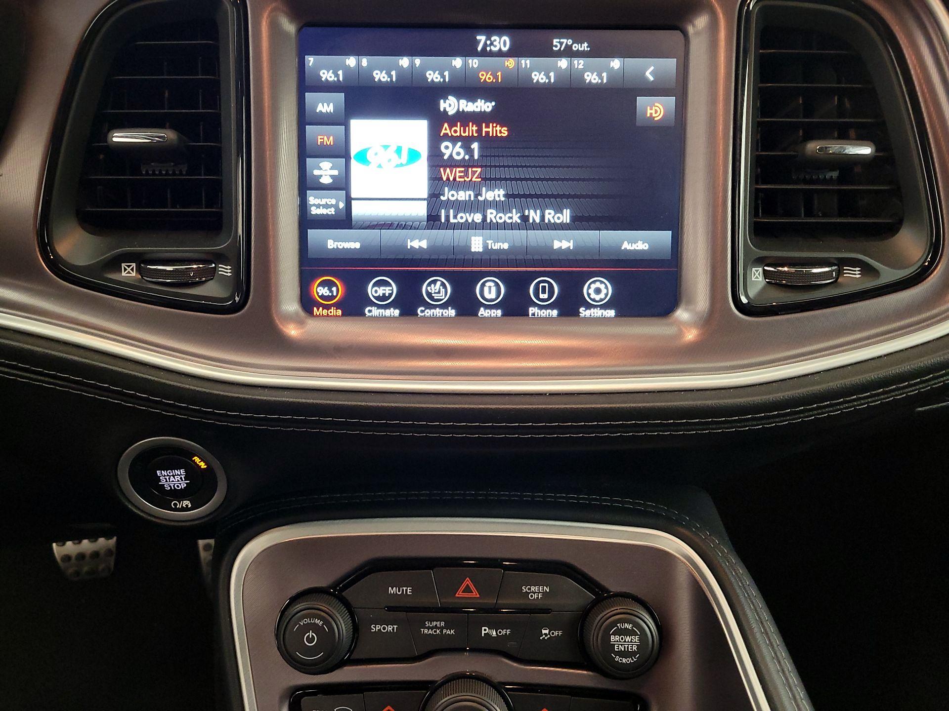 Thumbnail: 2022 Dodge Challenger - 15