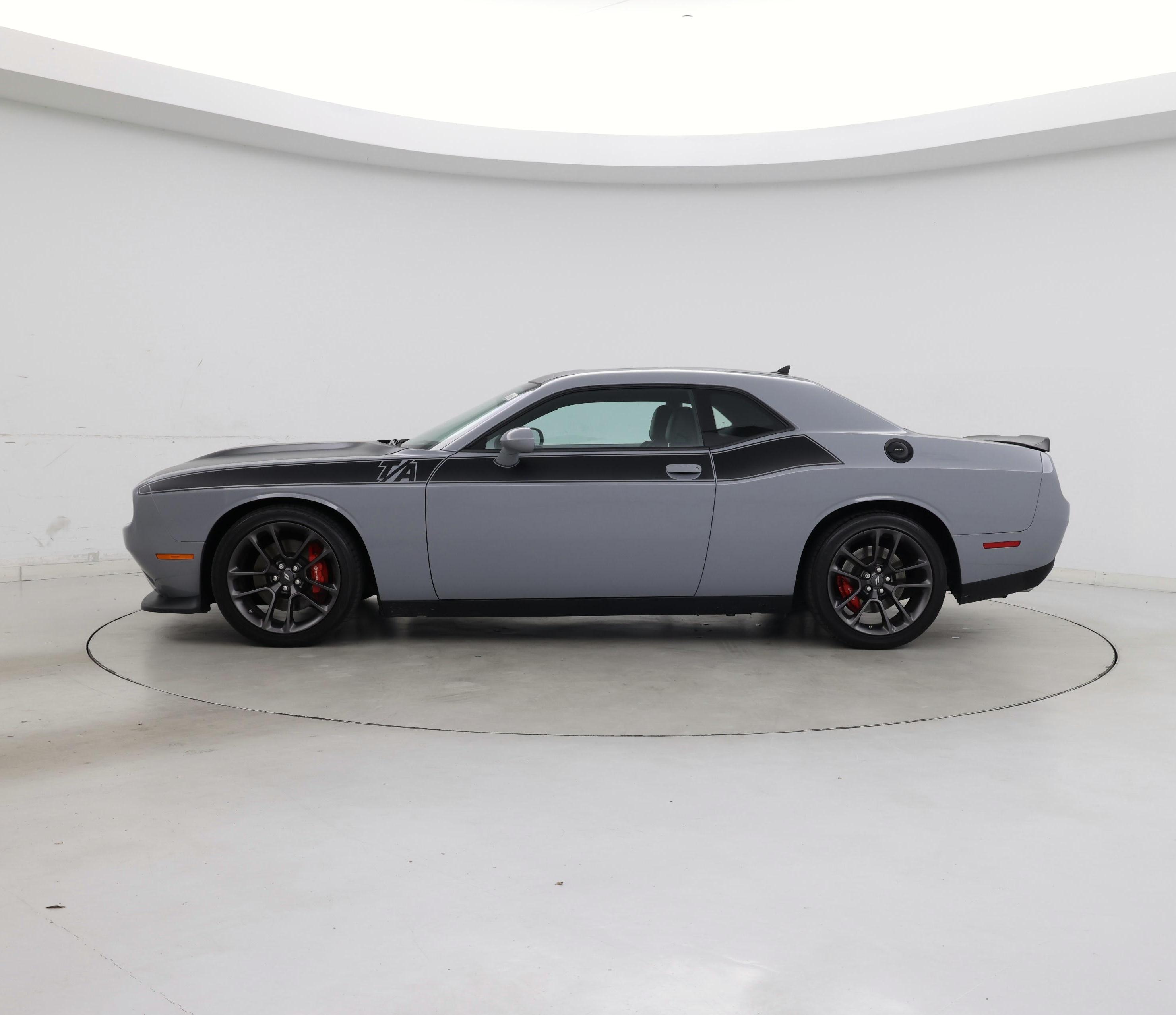 Thumbnail: 2022 Dodge Challenger - 3