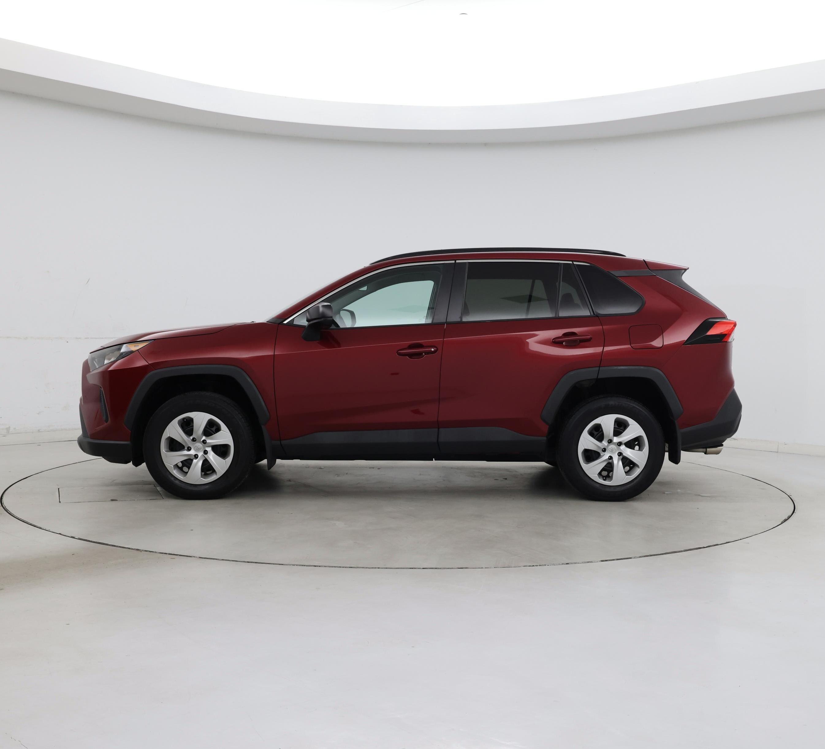 Thumbnail: 2019 Toyota RAV4 - 3