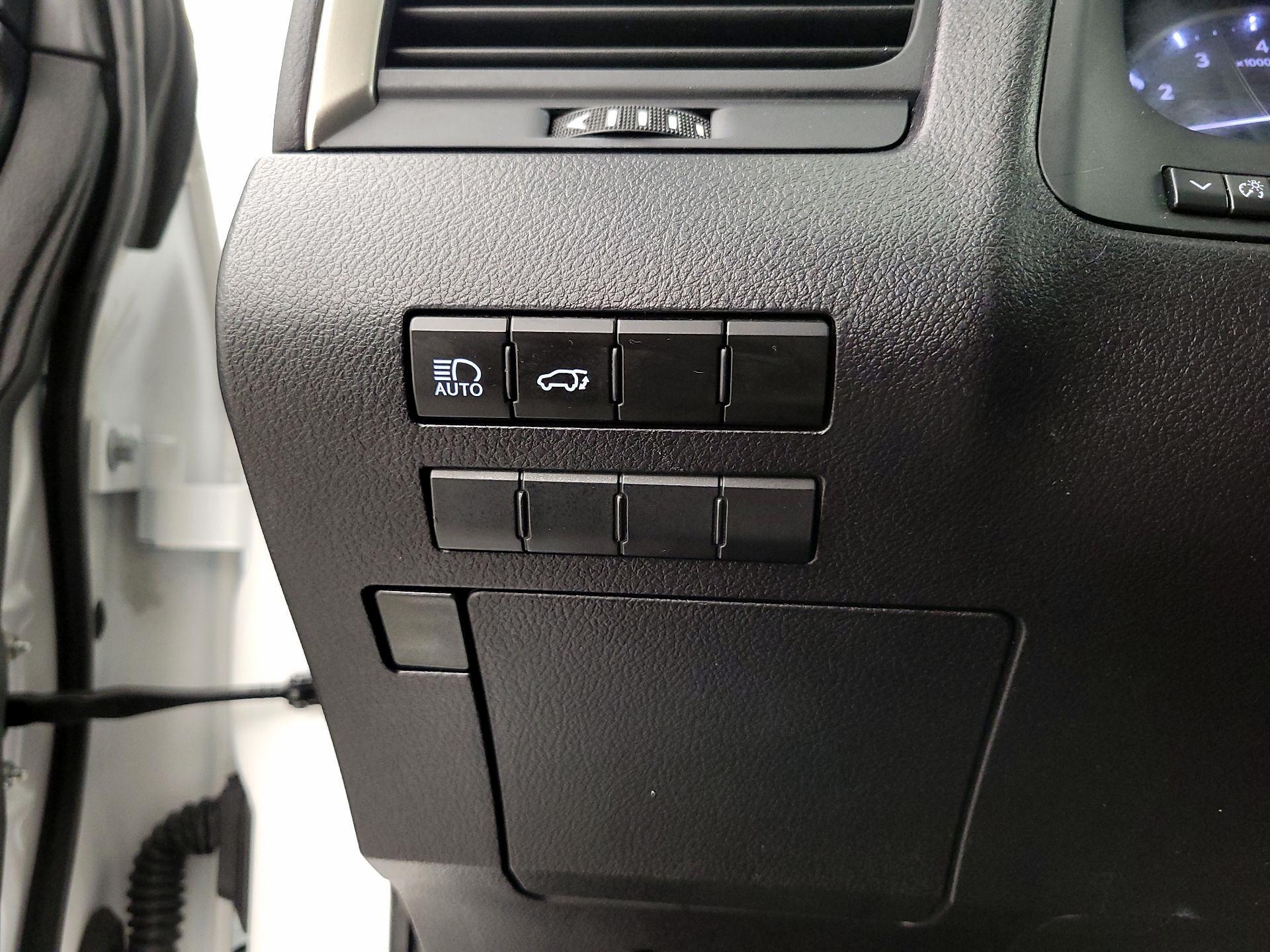 Thumbnail: 2022 Lexus RX - 13