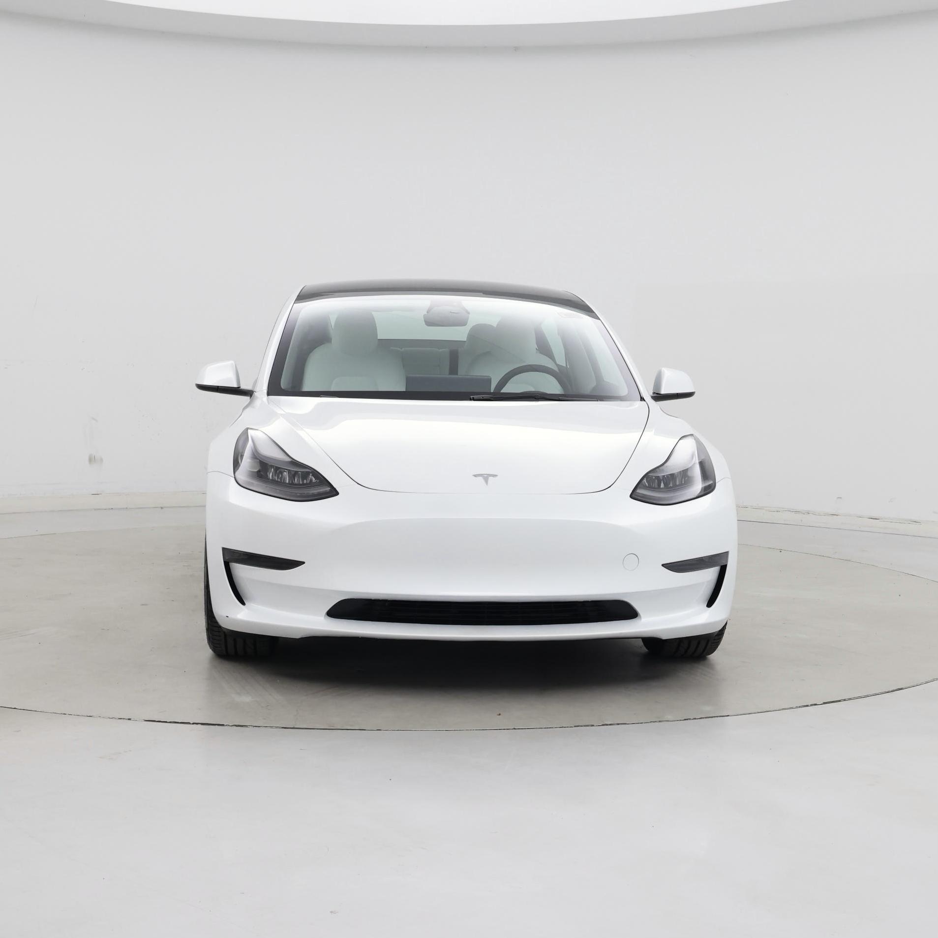 Thumbnail: 2023 Tesla Model 3 - 5