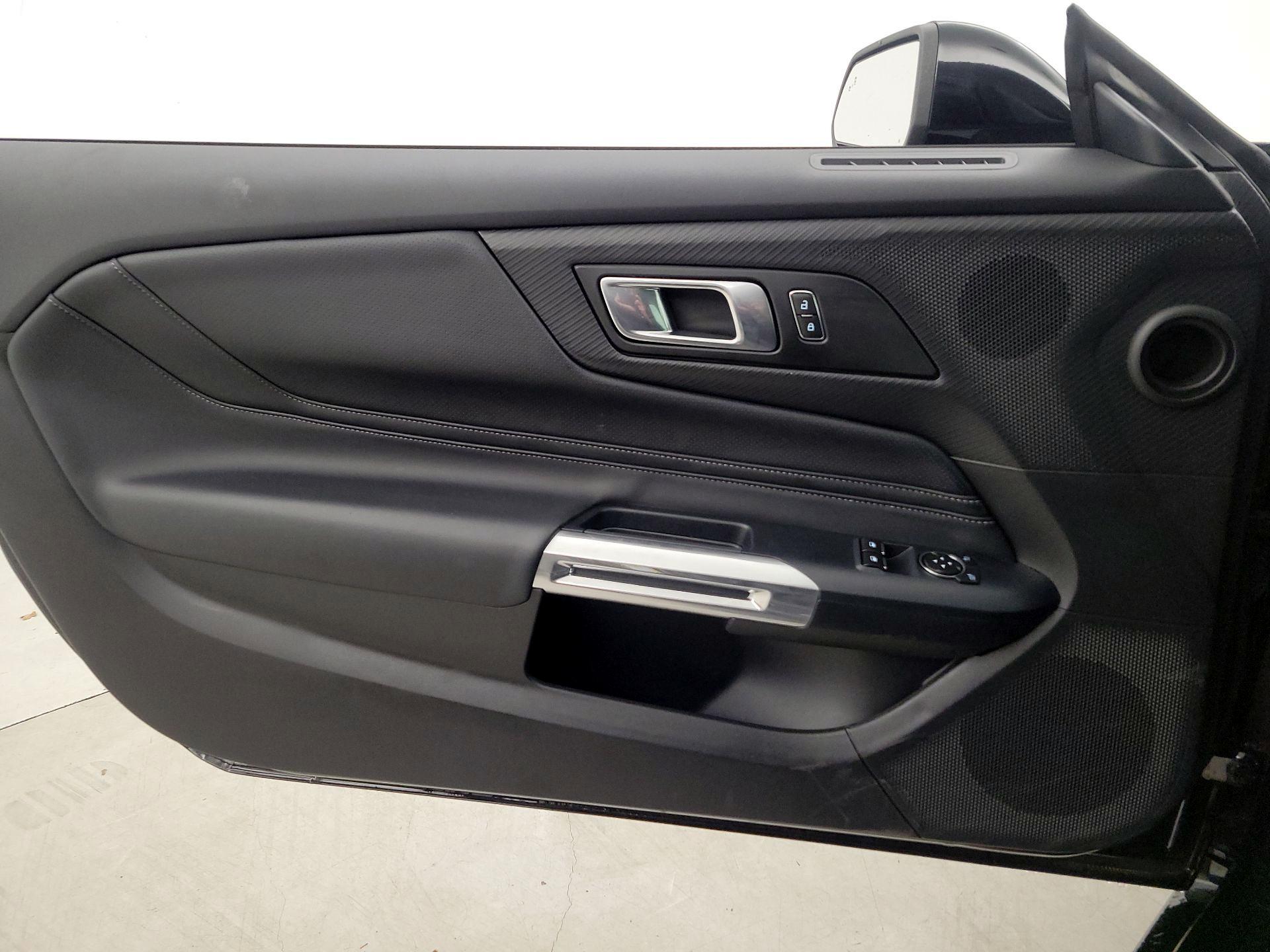 Thumbnail: 2025 Ford Mustang - 12