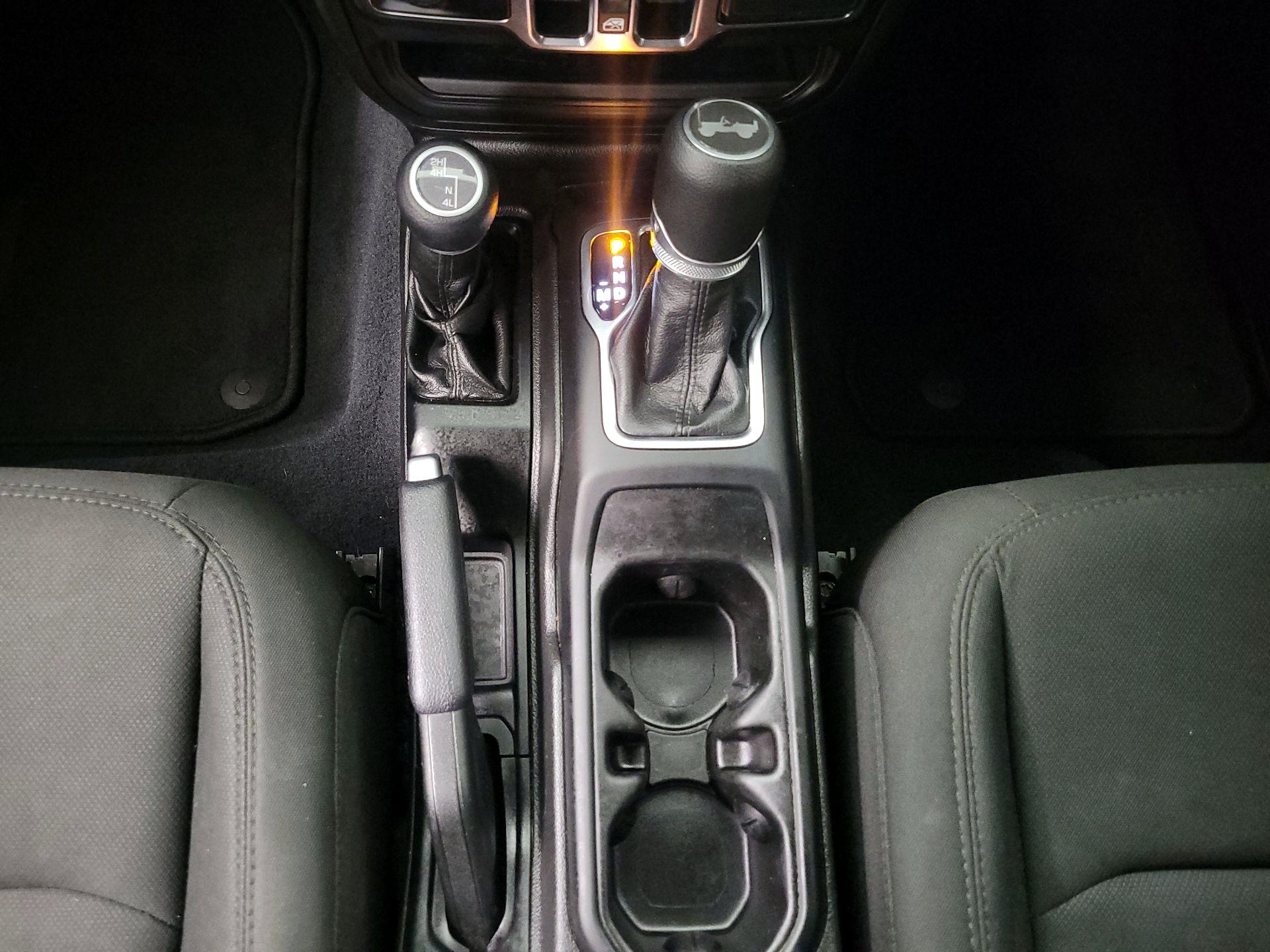 Thumbnail: 2021 Jeep Wrangler - 17