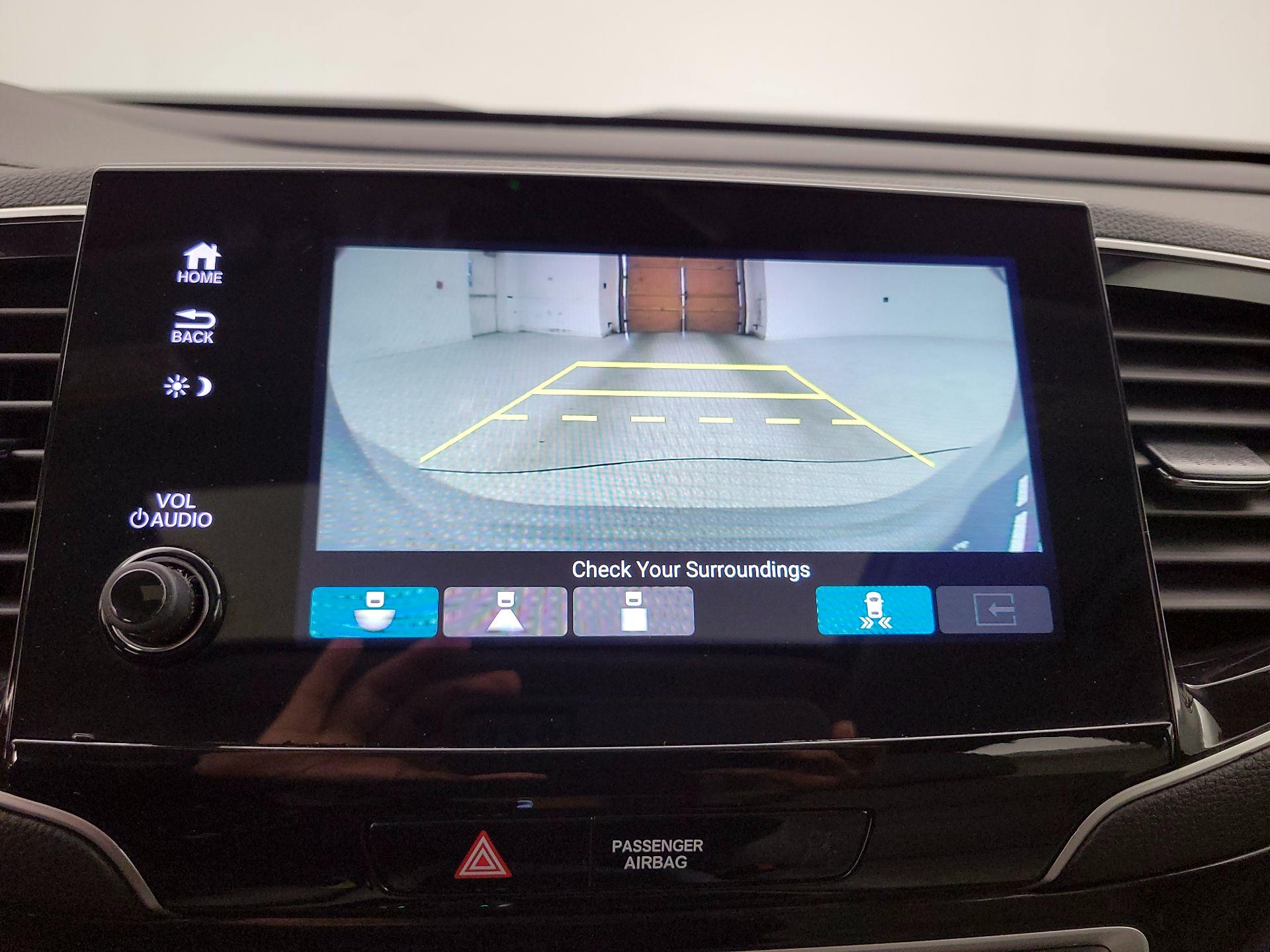 Thumbnail: 2020 Honda Pilot - 14