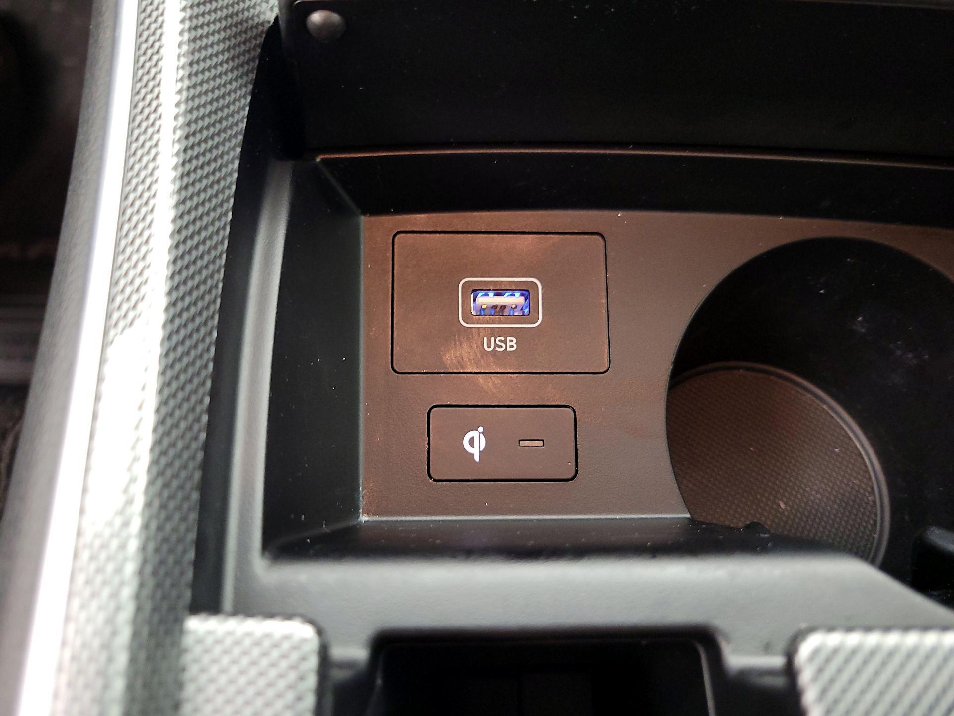 Thumbnail: 2023 Hyundai Santa Fe - 19