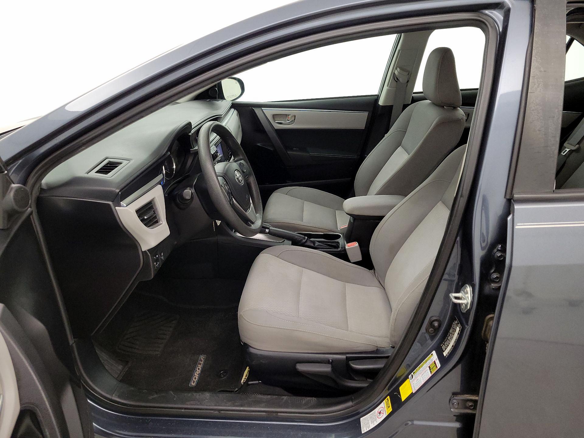 Thumbnail: 2015 Toyota Corolla - 11