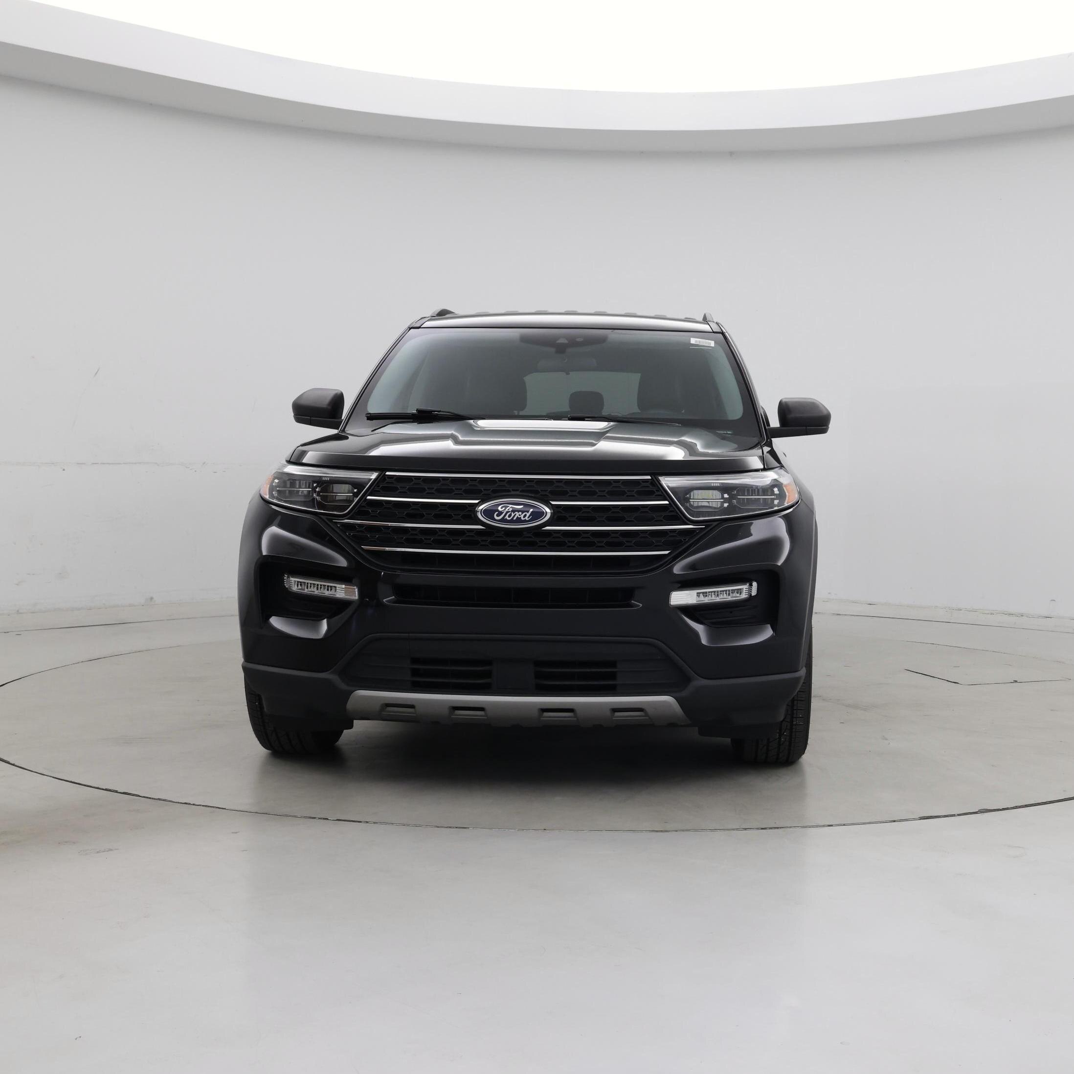 Thumbnail: 2023 Ford Explorer - 5