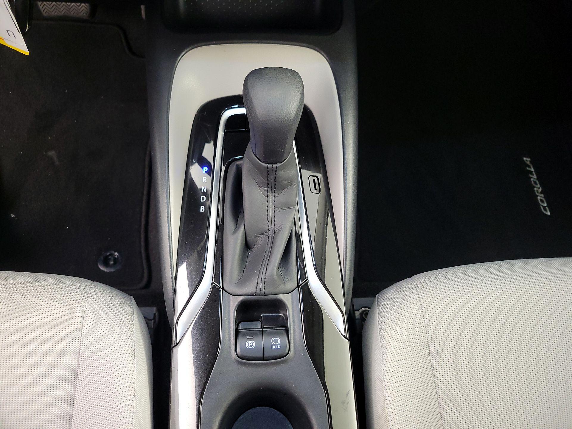 Thumbnail: 2022 Toyota Corolla - 17