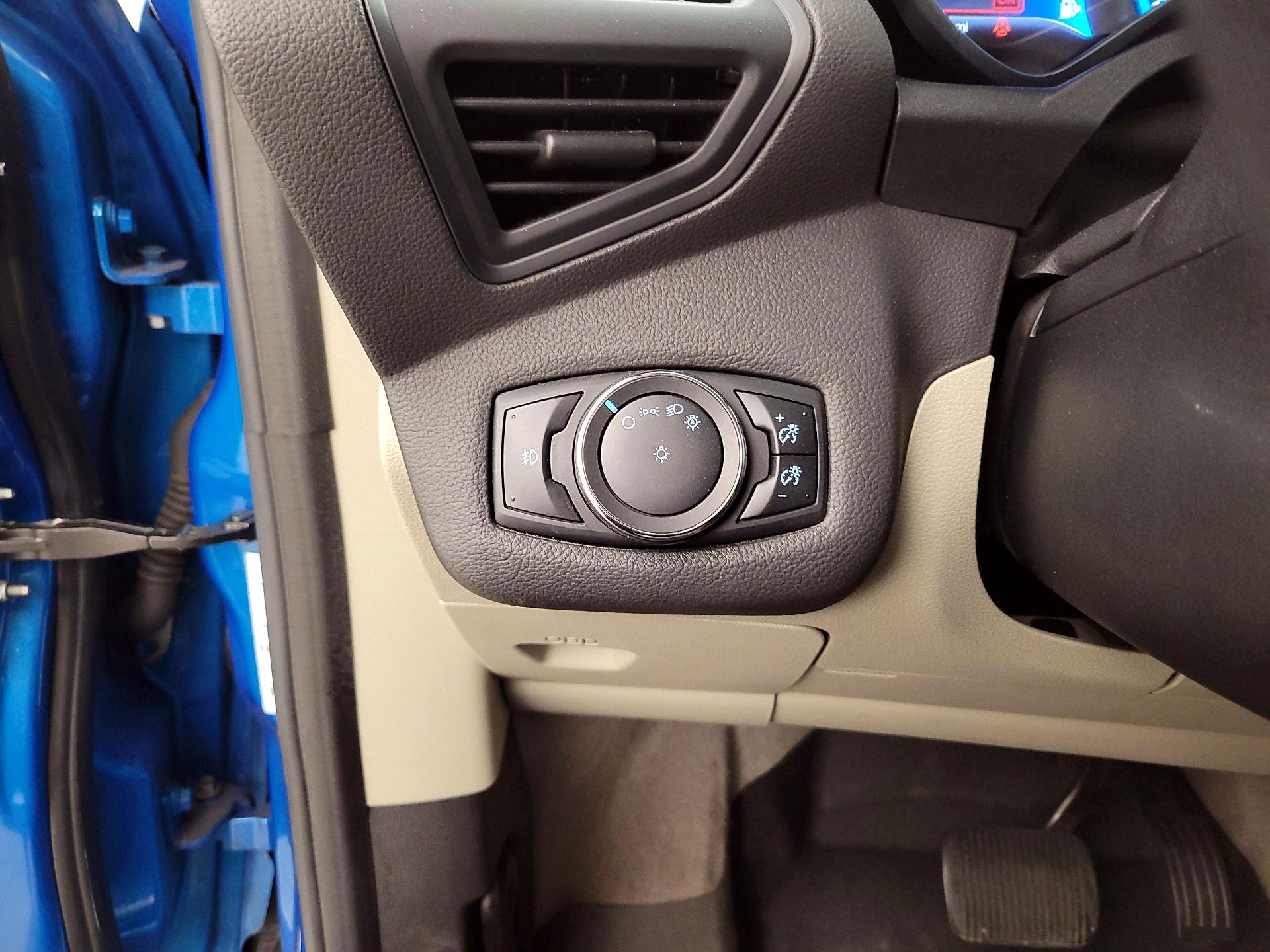 Thumbnail: 2014 Ford C-Max - 13