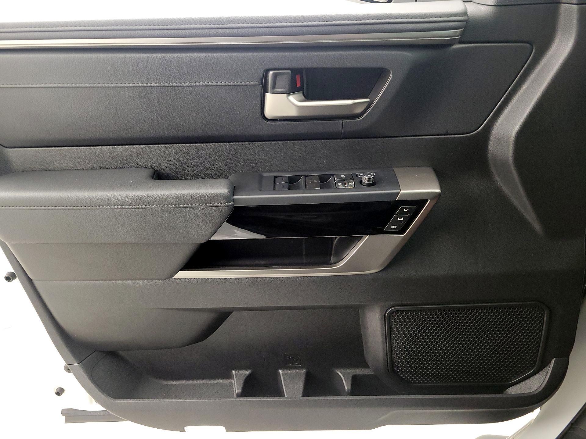 Thumbnail: 2025 Toyota Tundra - 12