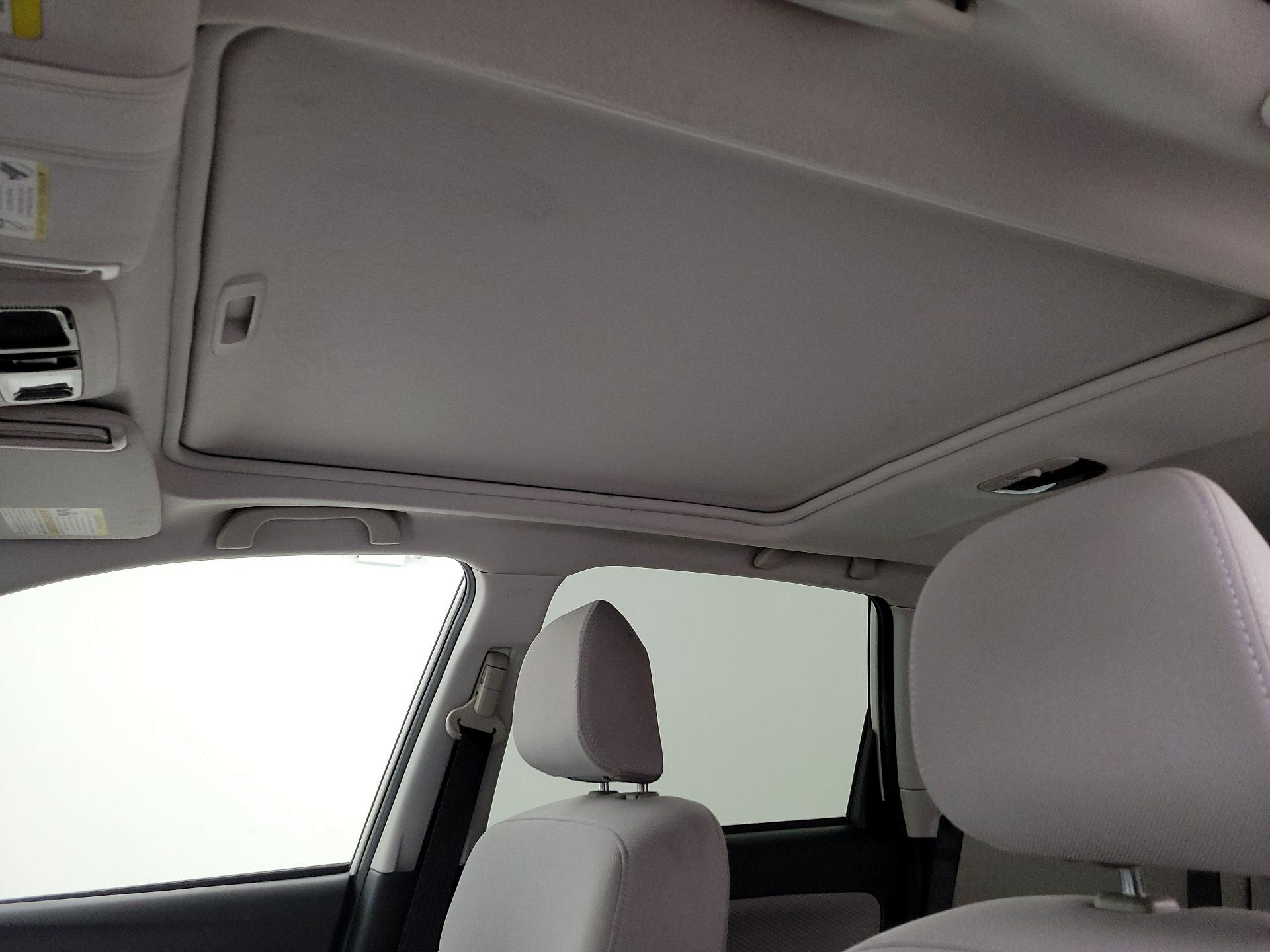 Thumbnail: 2017 Subaru Forester - 19