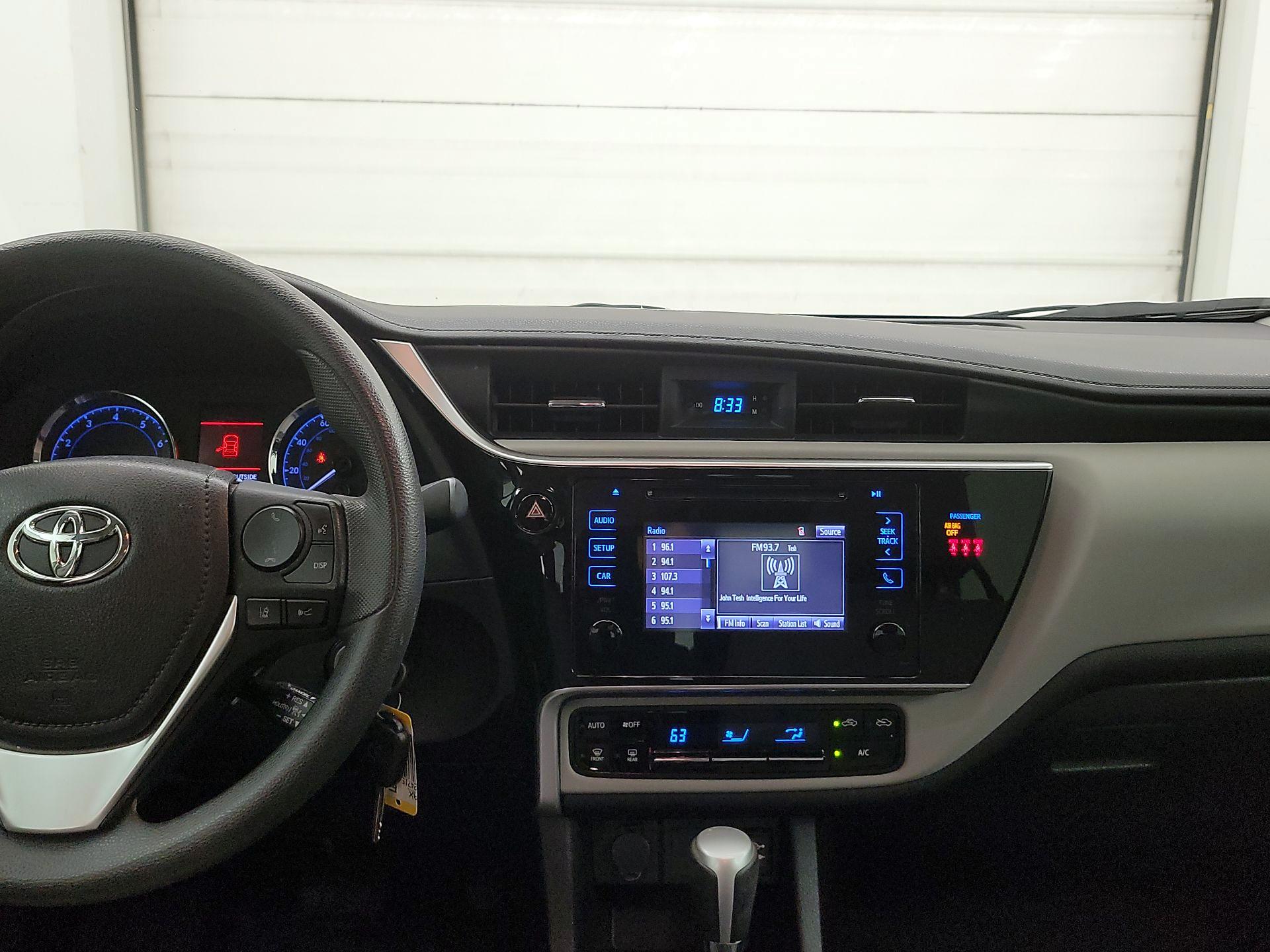 Thumbnail: 2019 Toyota Corolla - 9