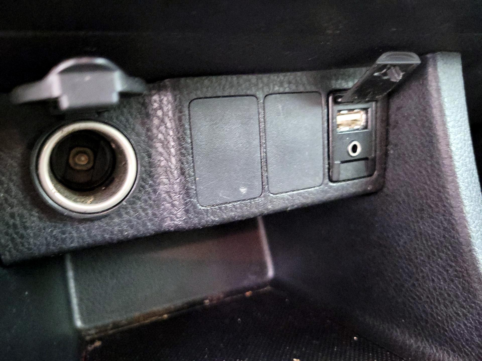 Thumbnail: 2019 Toyota Corolla - 18