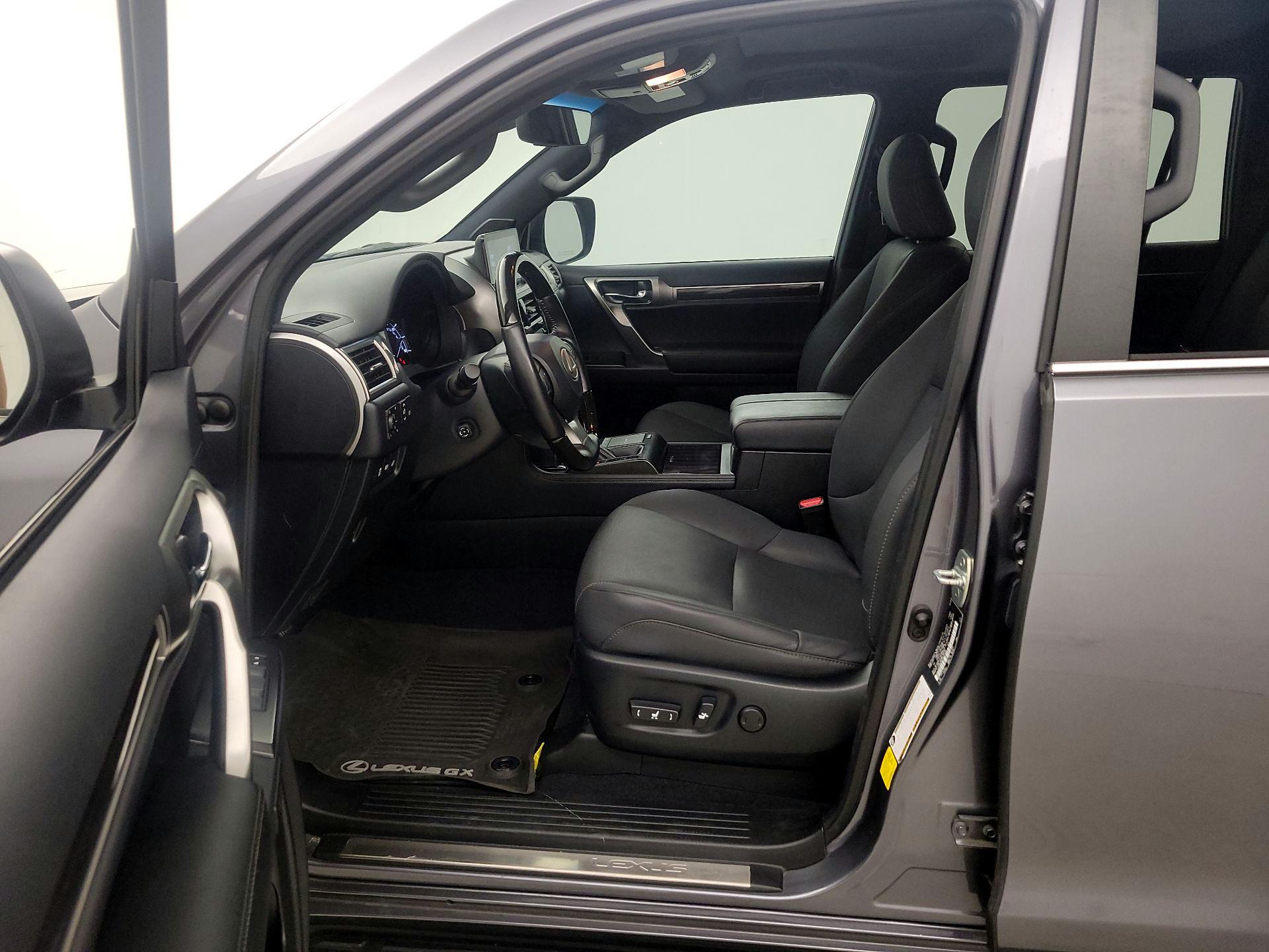 Thumbnail: 2023 Lexus GX - 11