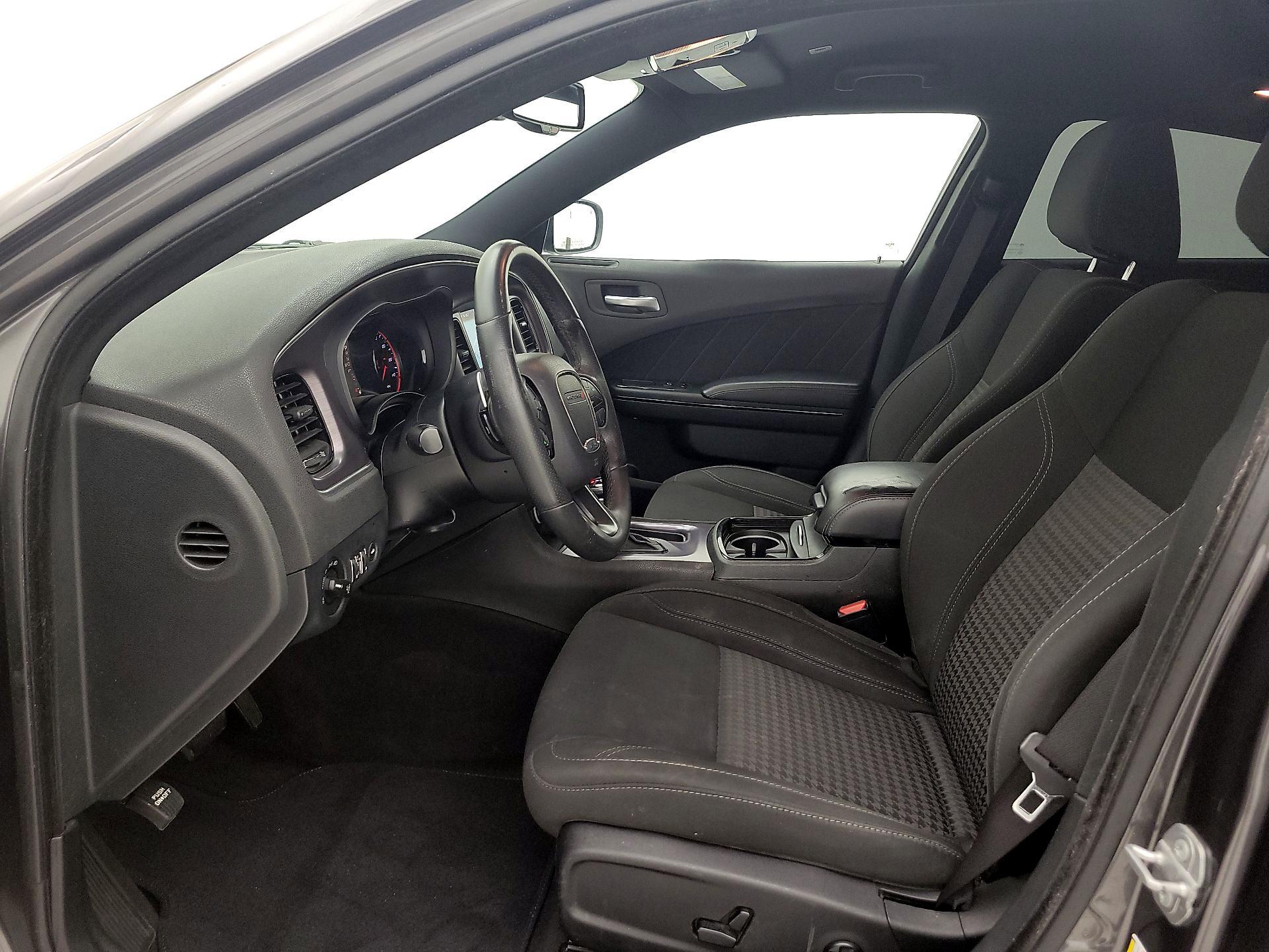 Thumbnail: 2018 Dodge Charger - 11