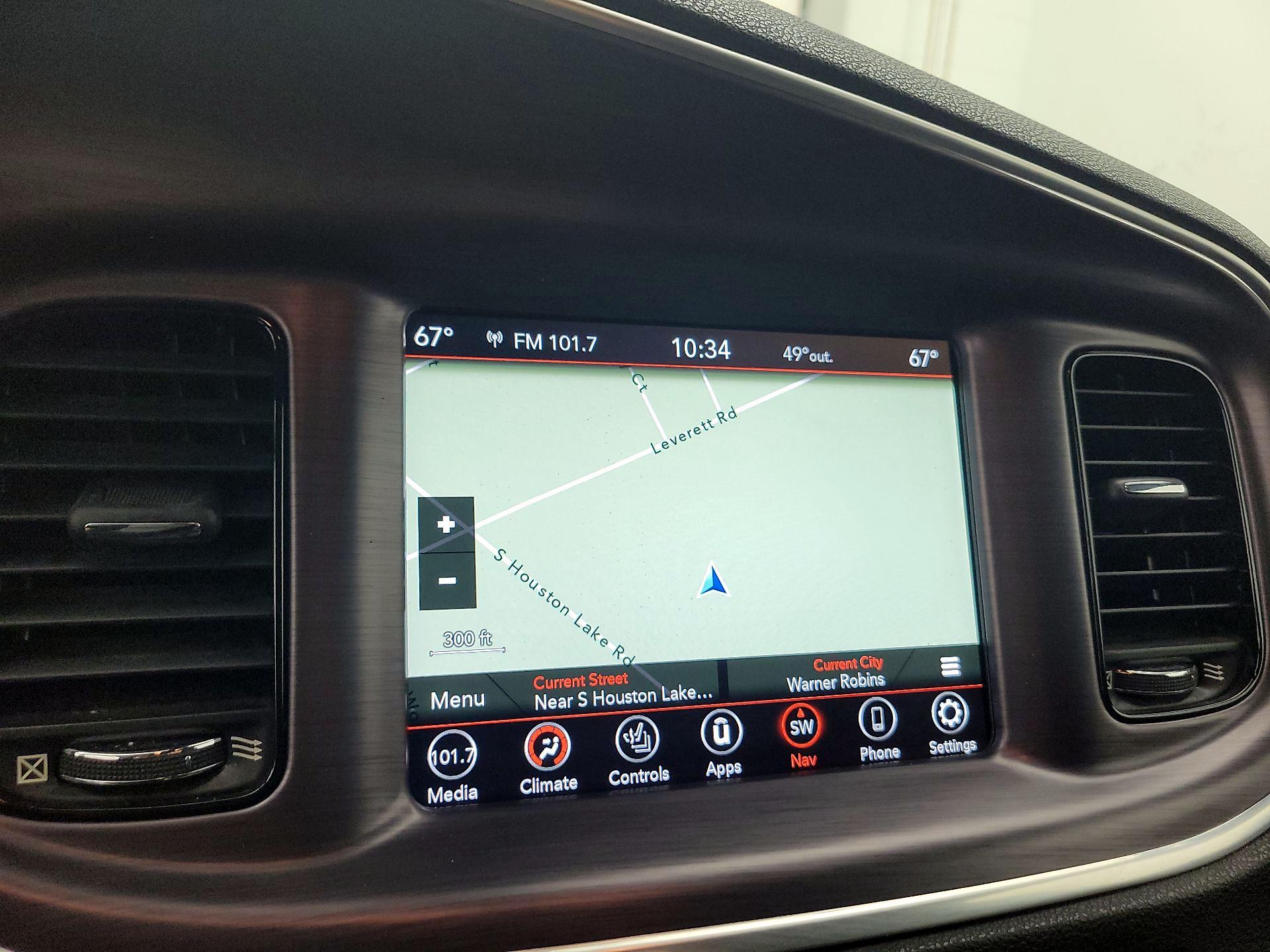 Thumbnail: 2018 Dodge Charger - 14