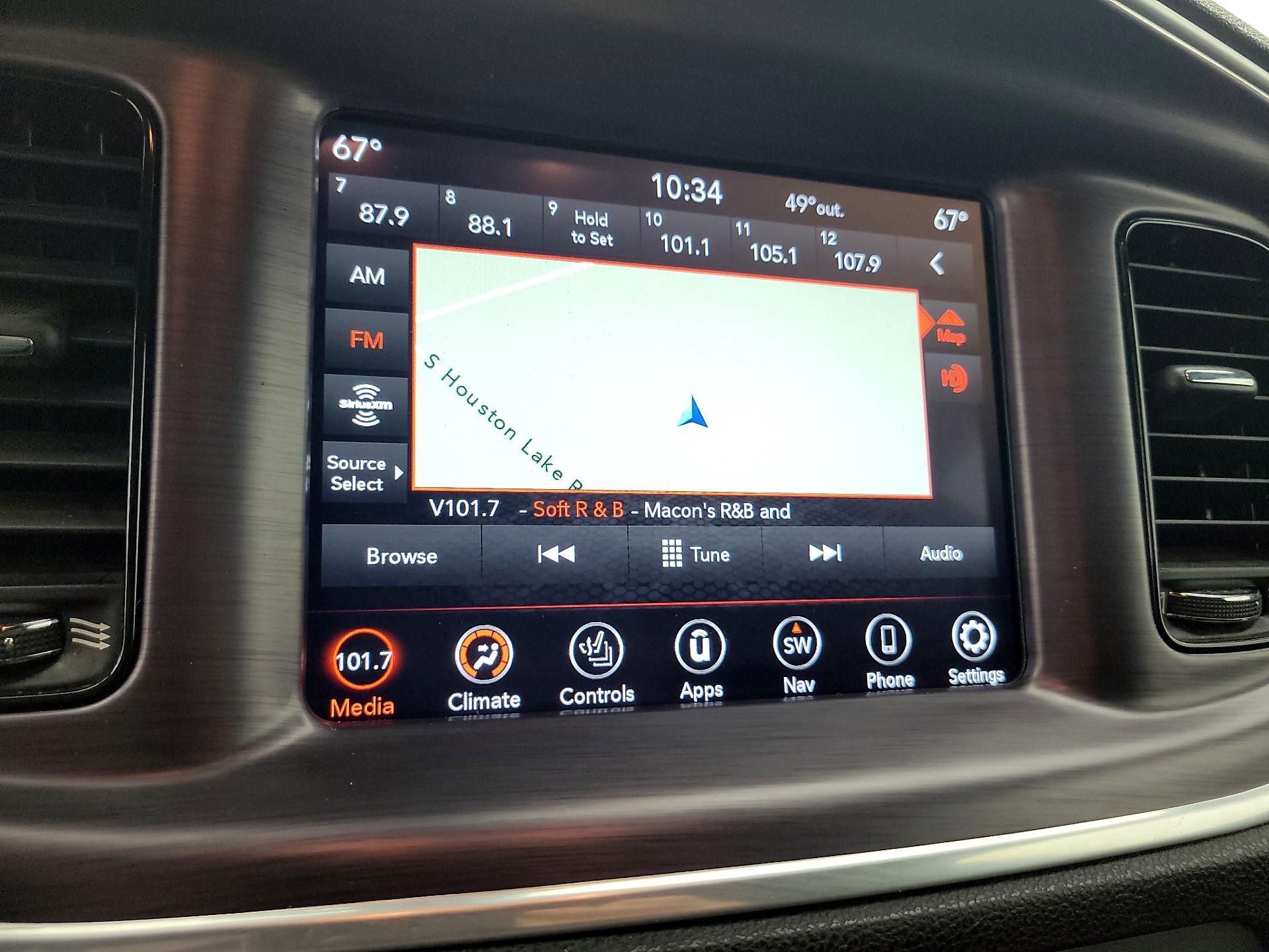 Thumbnail: 2018 Dodge Charger - 16