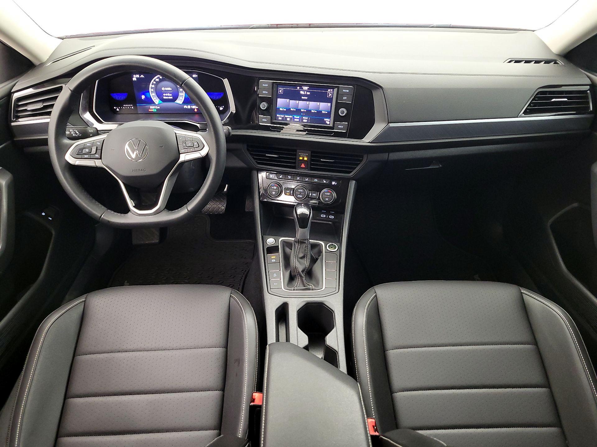 Thumbnail: 2023 Volkswagen Jetta - 9