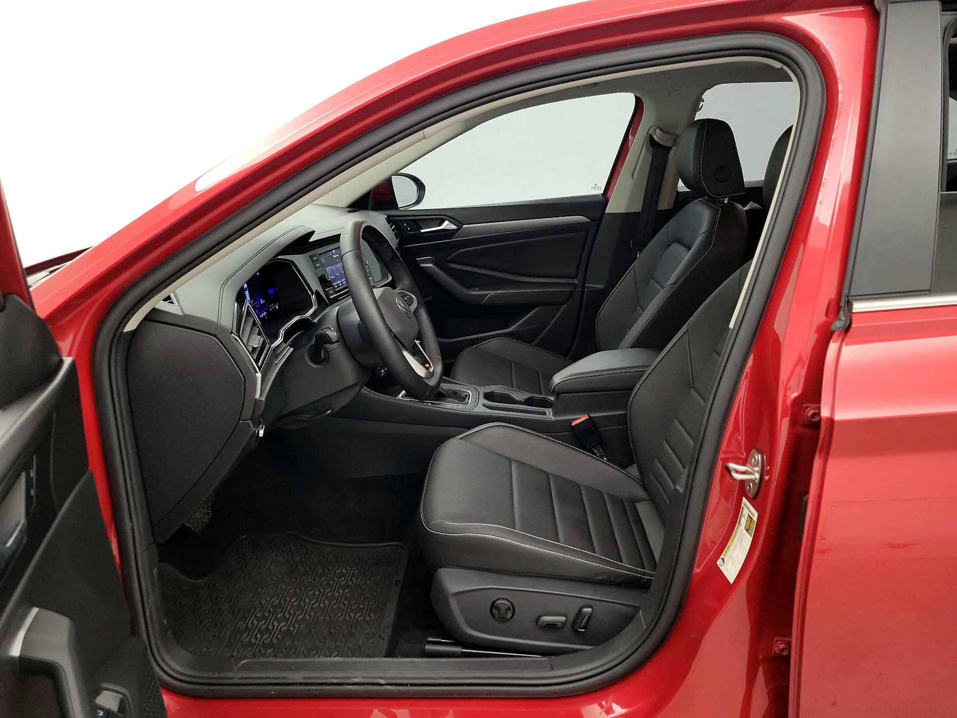 Thumbnail: 2023 Volkswagen Jetta - 11