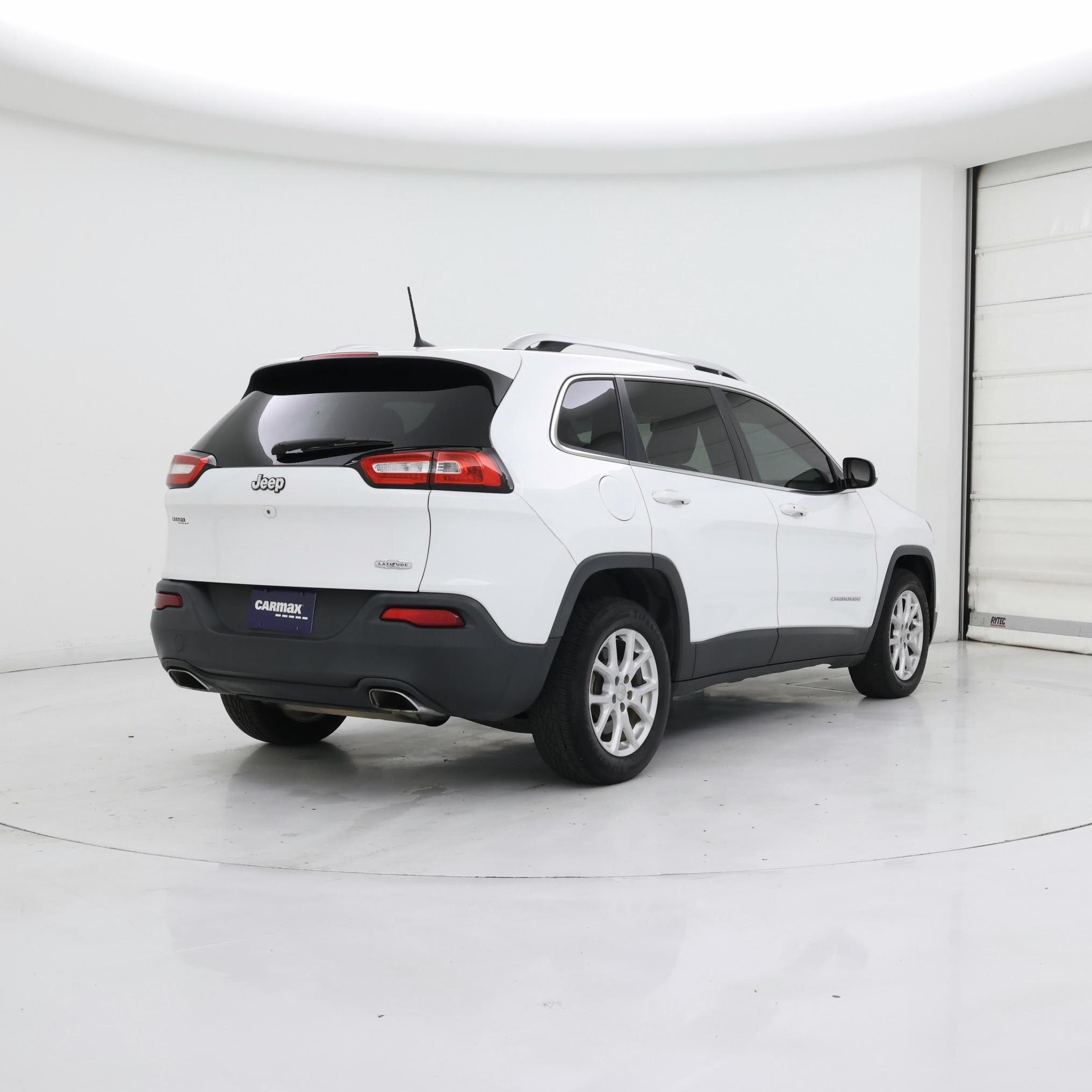Thumbnail: 2018 Jeep Cherokee - 8