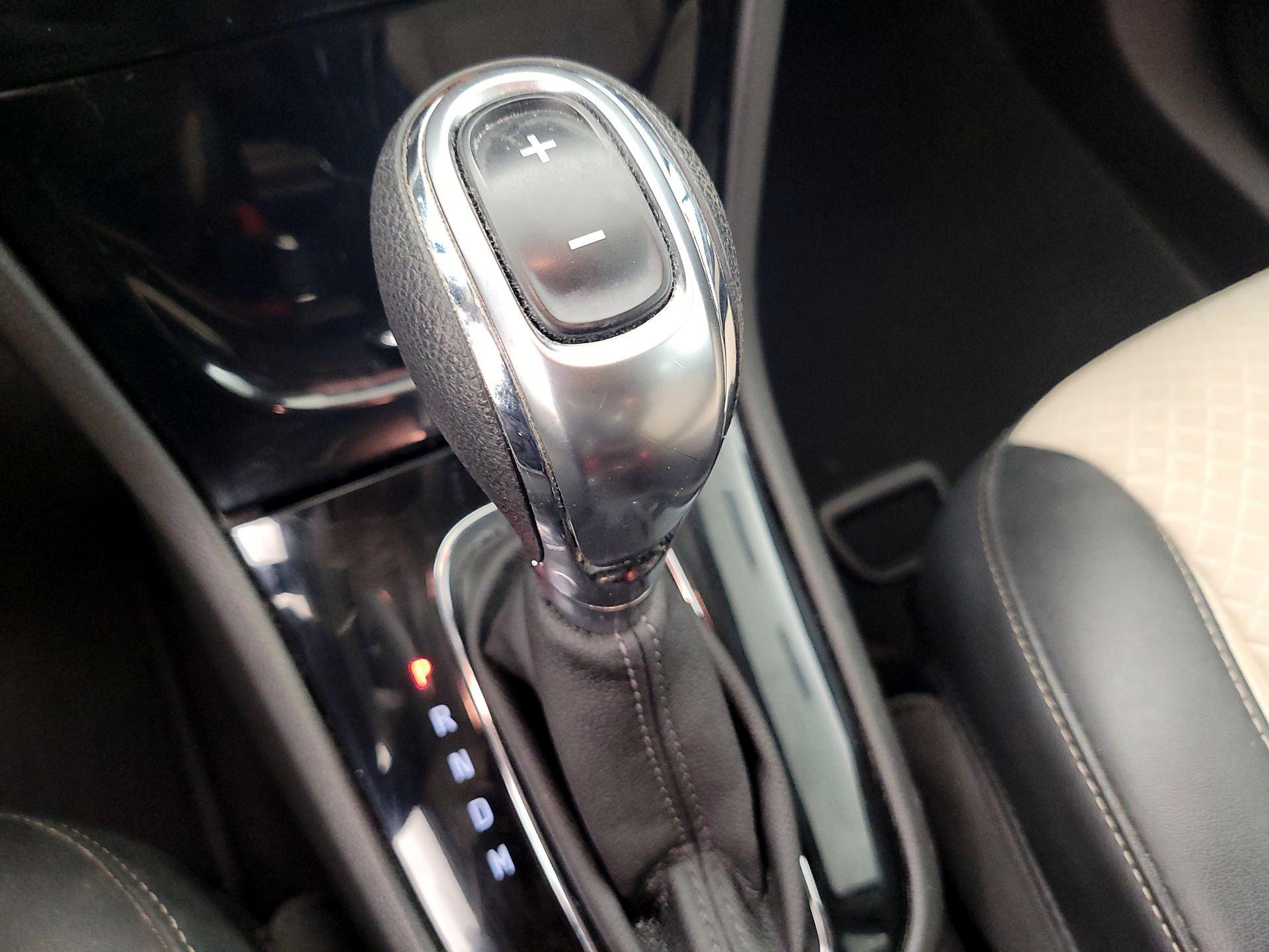 Thumbnail: 2019 Buick Encore - 17