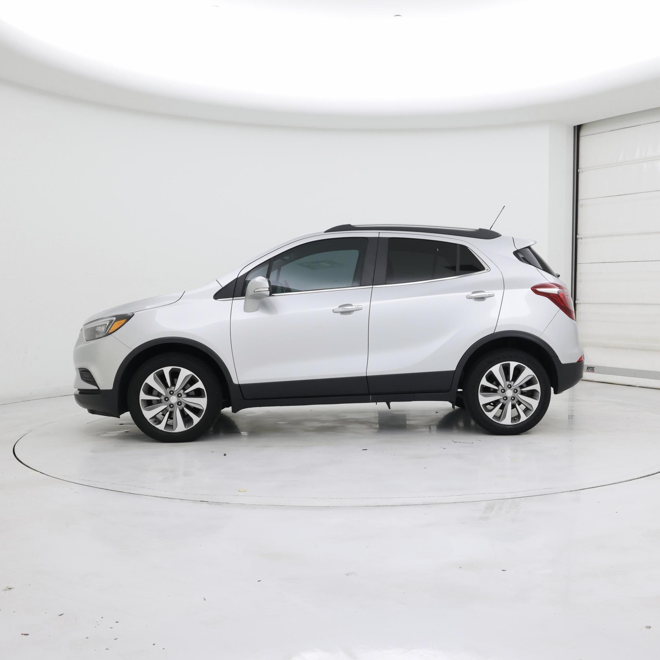 Thumbnail: 2019 Buick Encore - 3