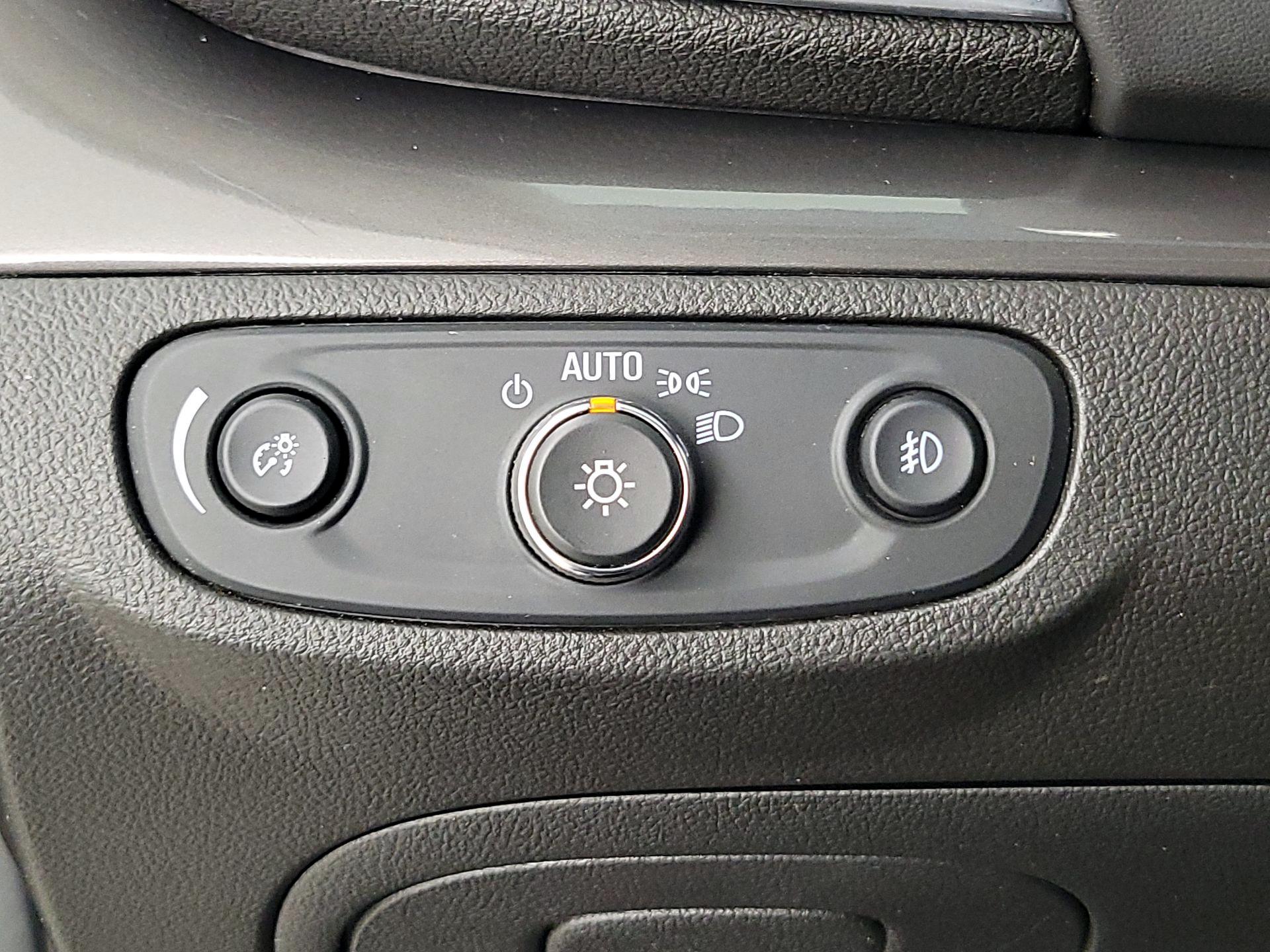 Thumbnail: 2017 Buick Encore - 13