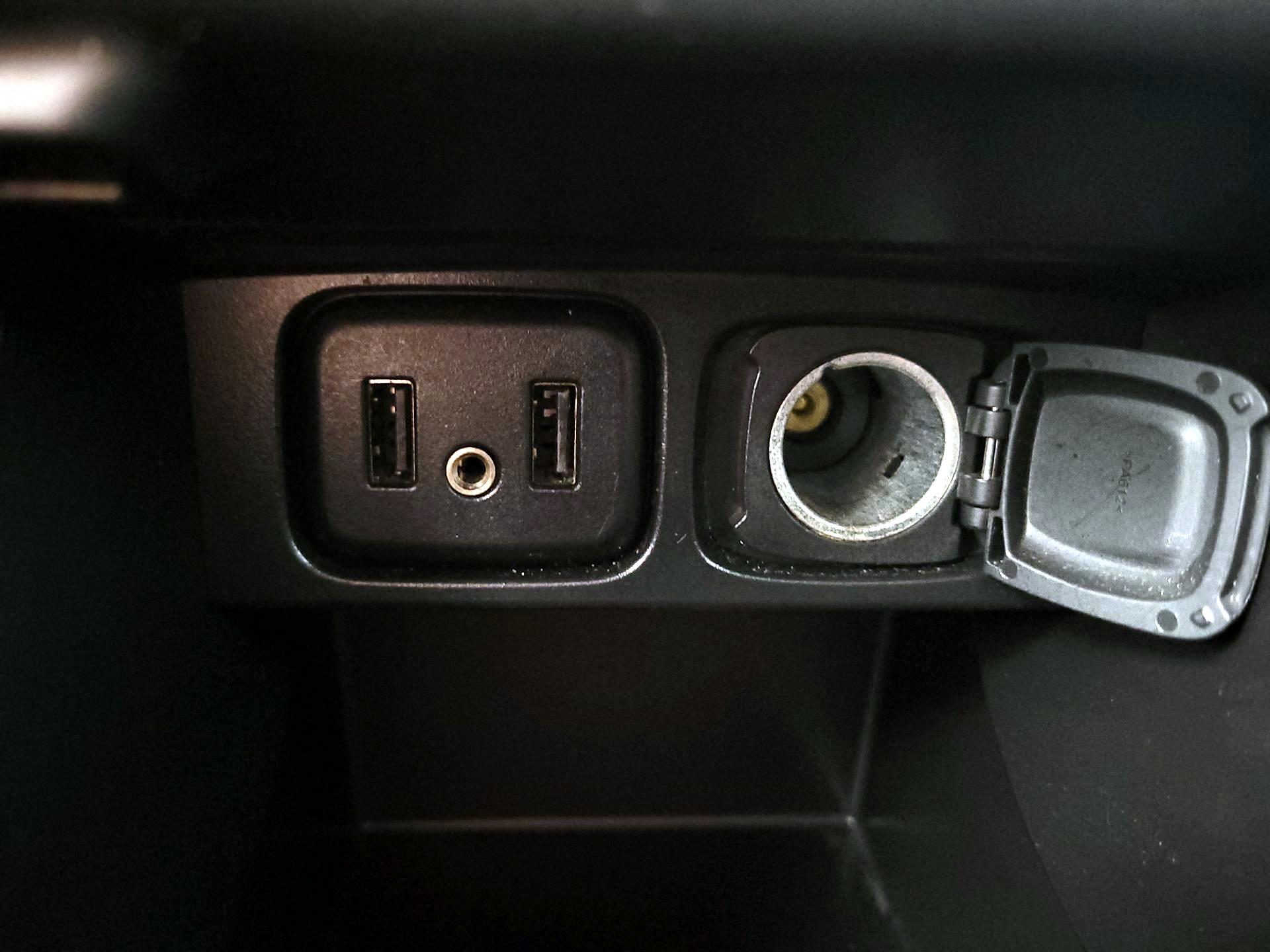 Thumbnail: 2017 Buick Encore - 18