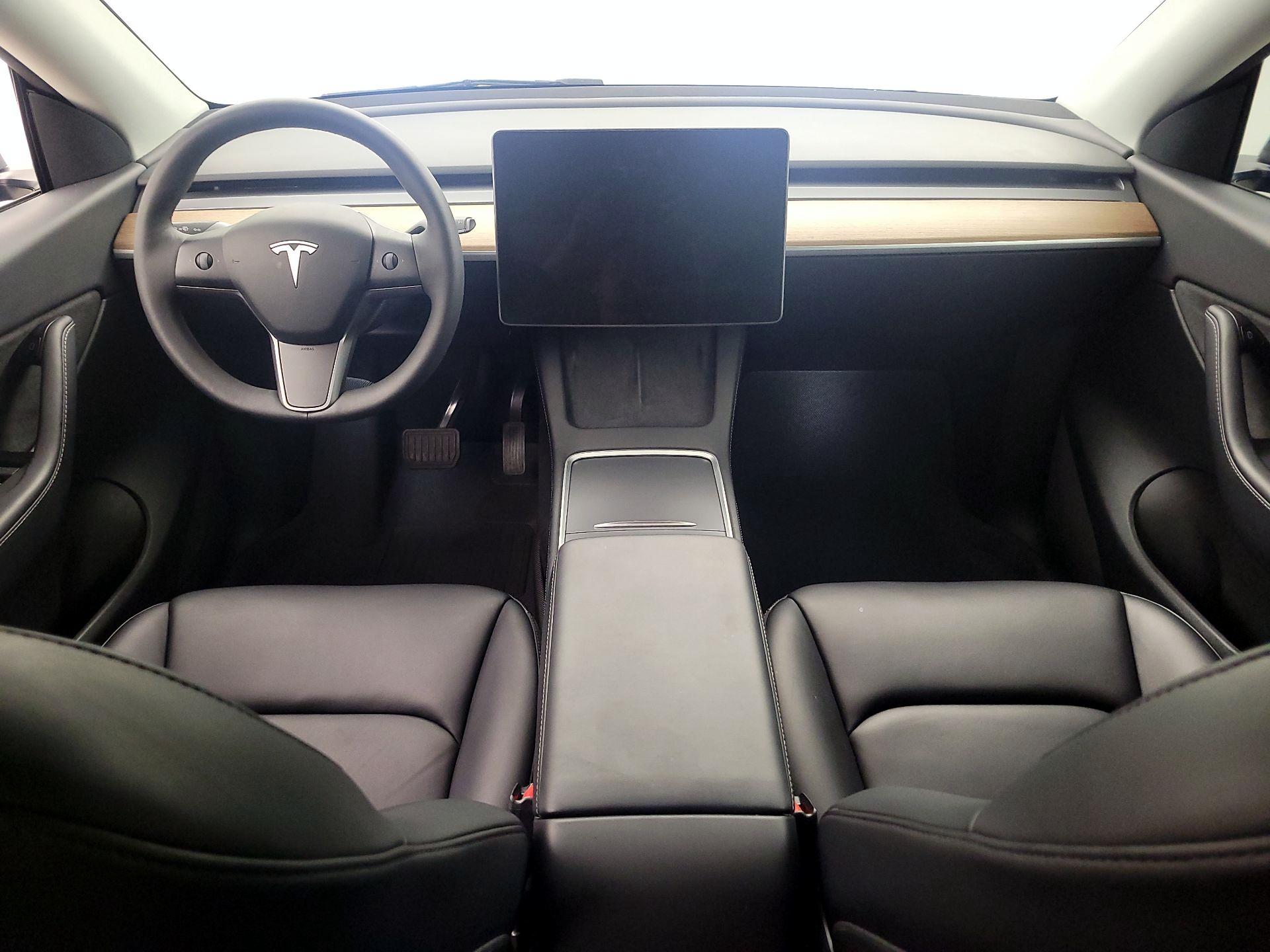 Thumbnail: 2022 Tesla Model Y - 9