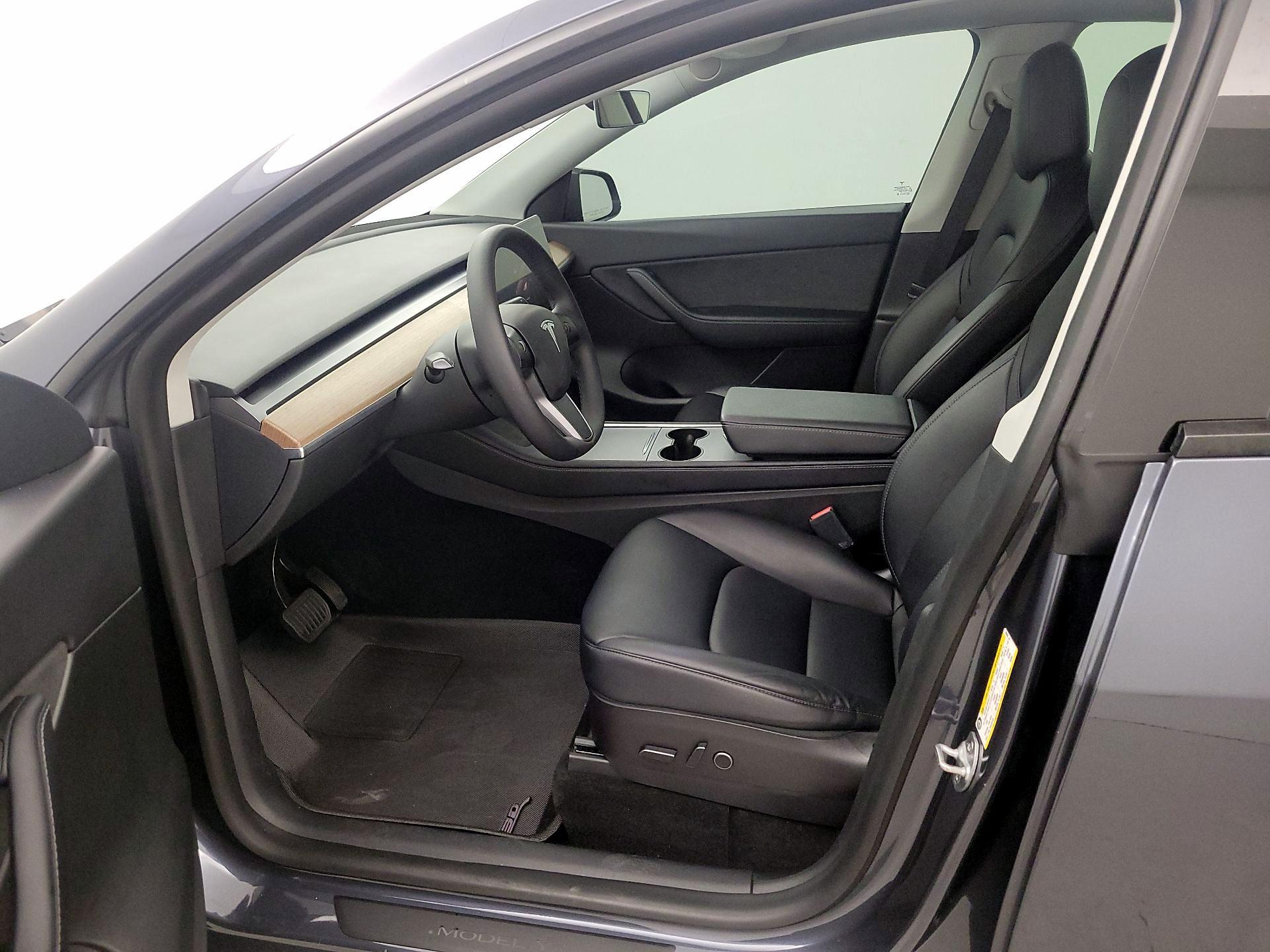 Thumbnail: 2022 Tesla Model Y - 11