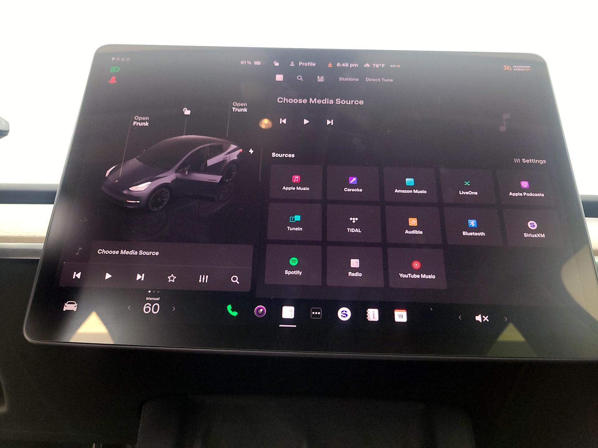 Thumbnail: 2022 Tesla Model Y - 14