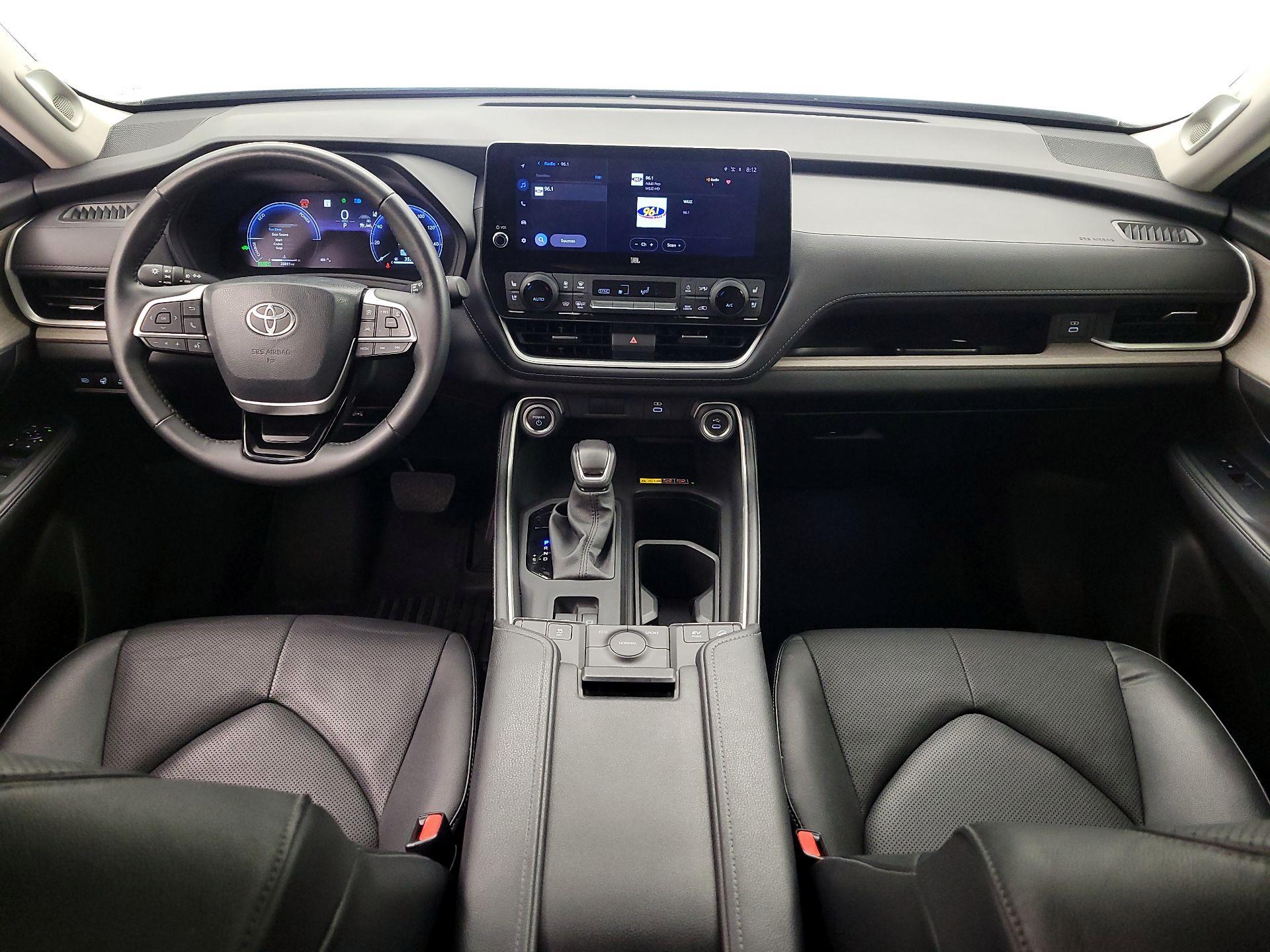 Thumbnail: 2024 Toyota Highlander - 9