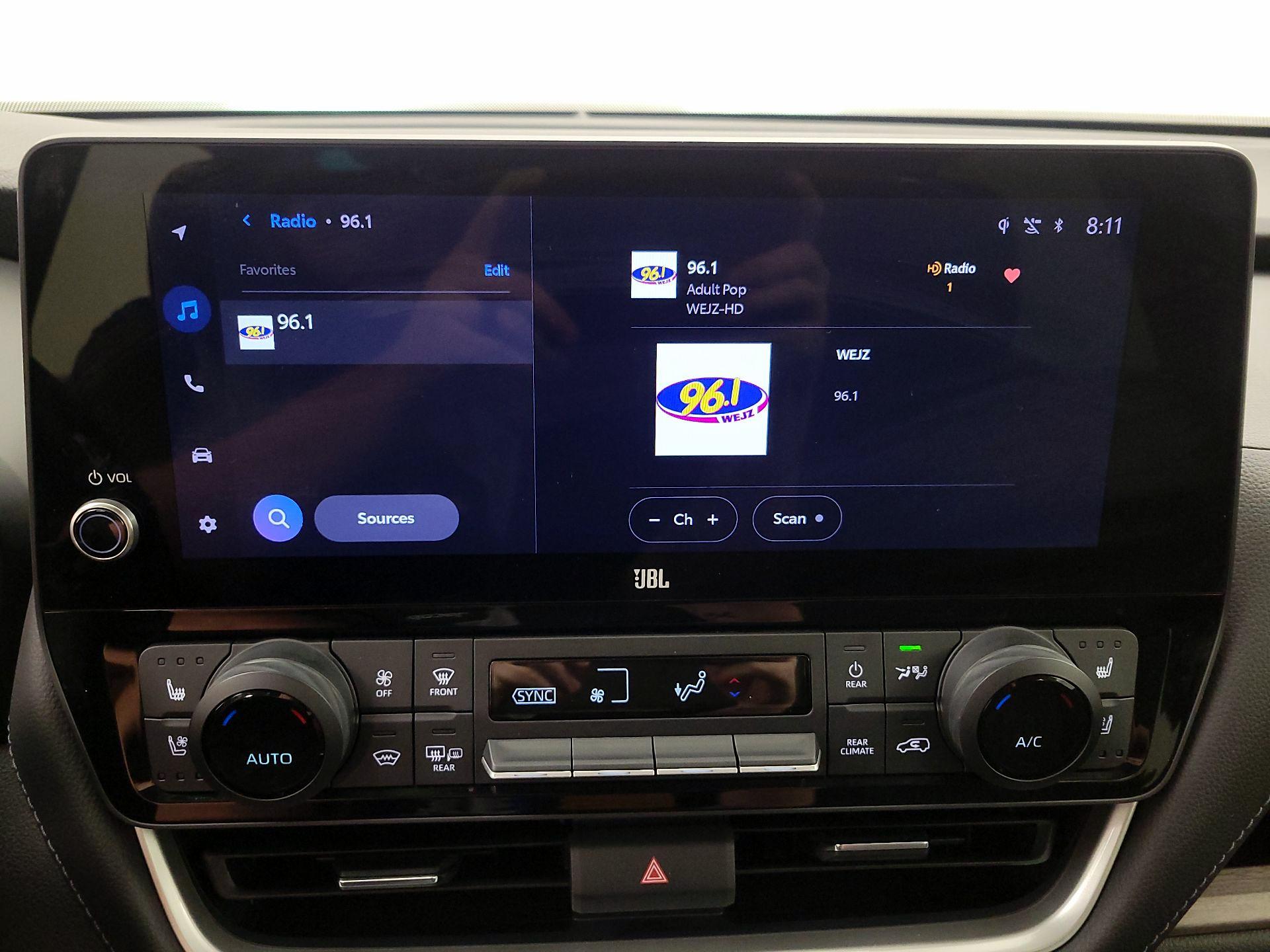 Thumbnail: 2024 Toyota Highlander - 15