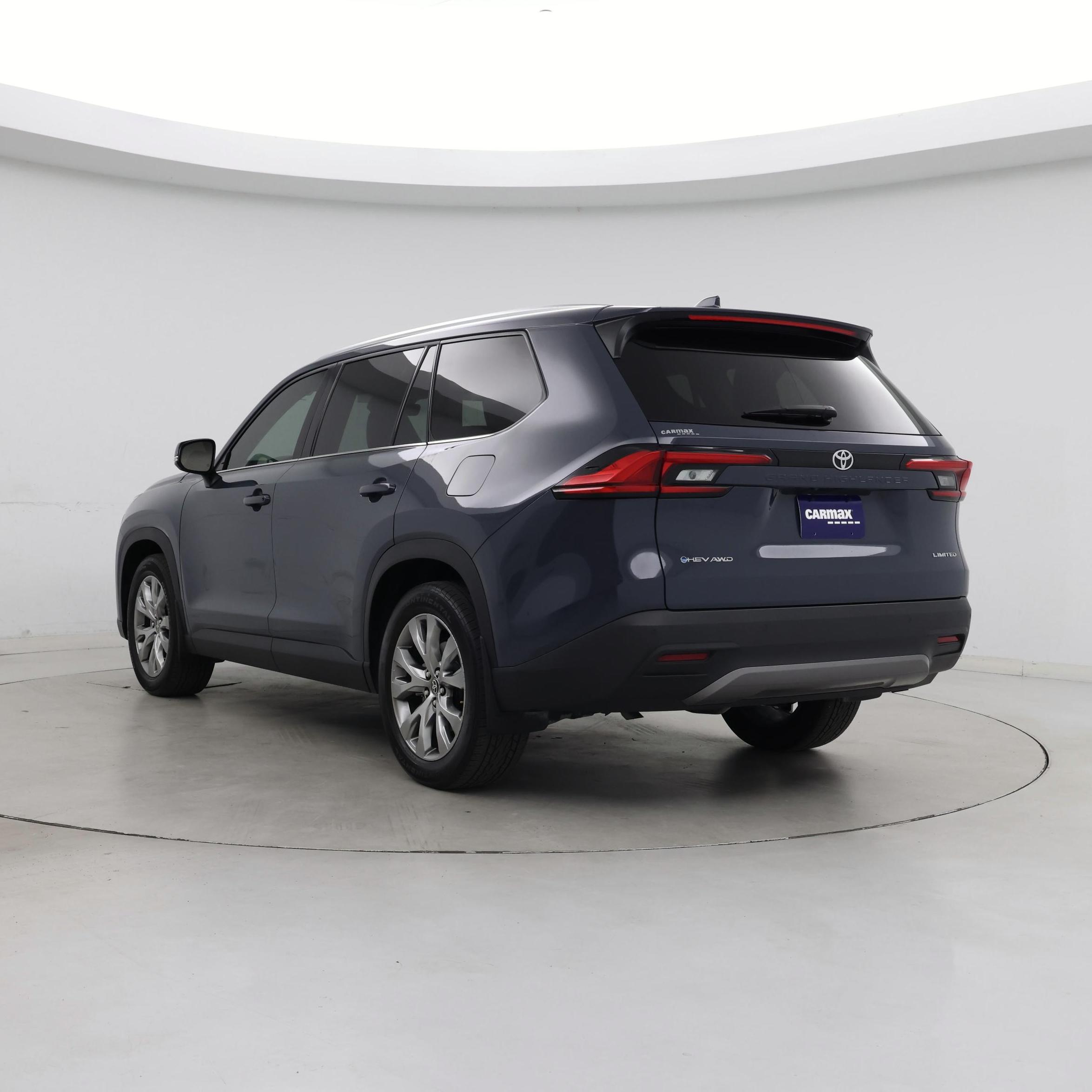 Thumbnail: 2024 Toyota Highlander - 2